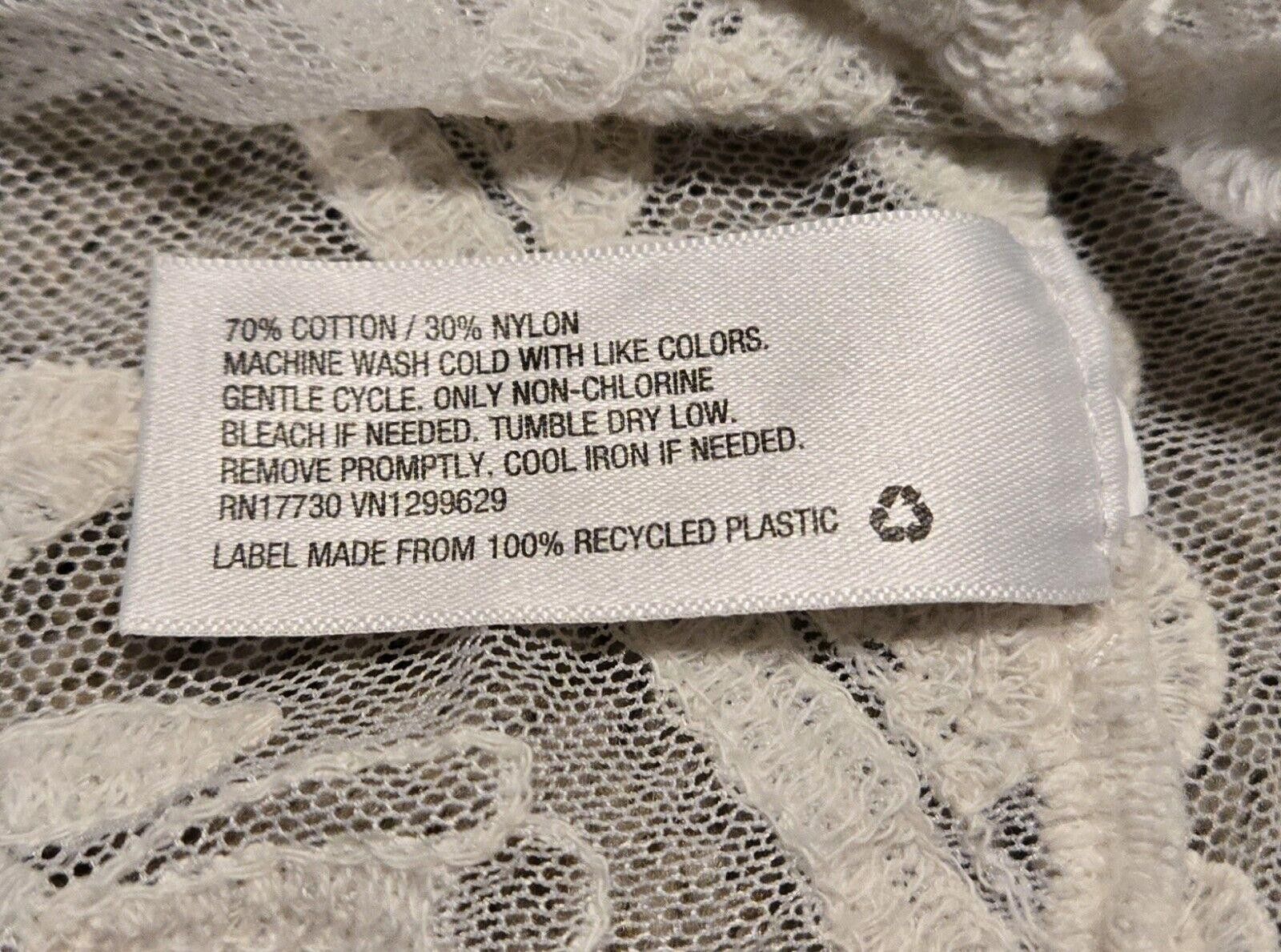 Designer Cream Exhilaration Lace Floral T Shirt Sz S - Stains See Pic Size S / US 4 / IT 40 - 6 Thumbnail