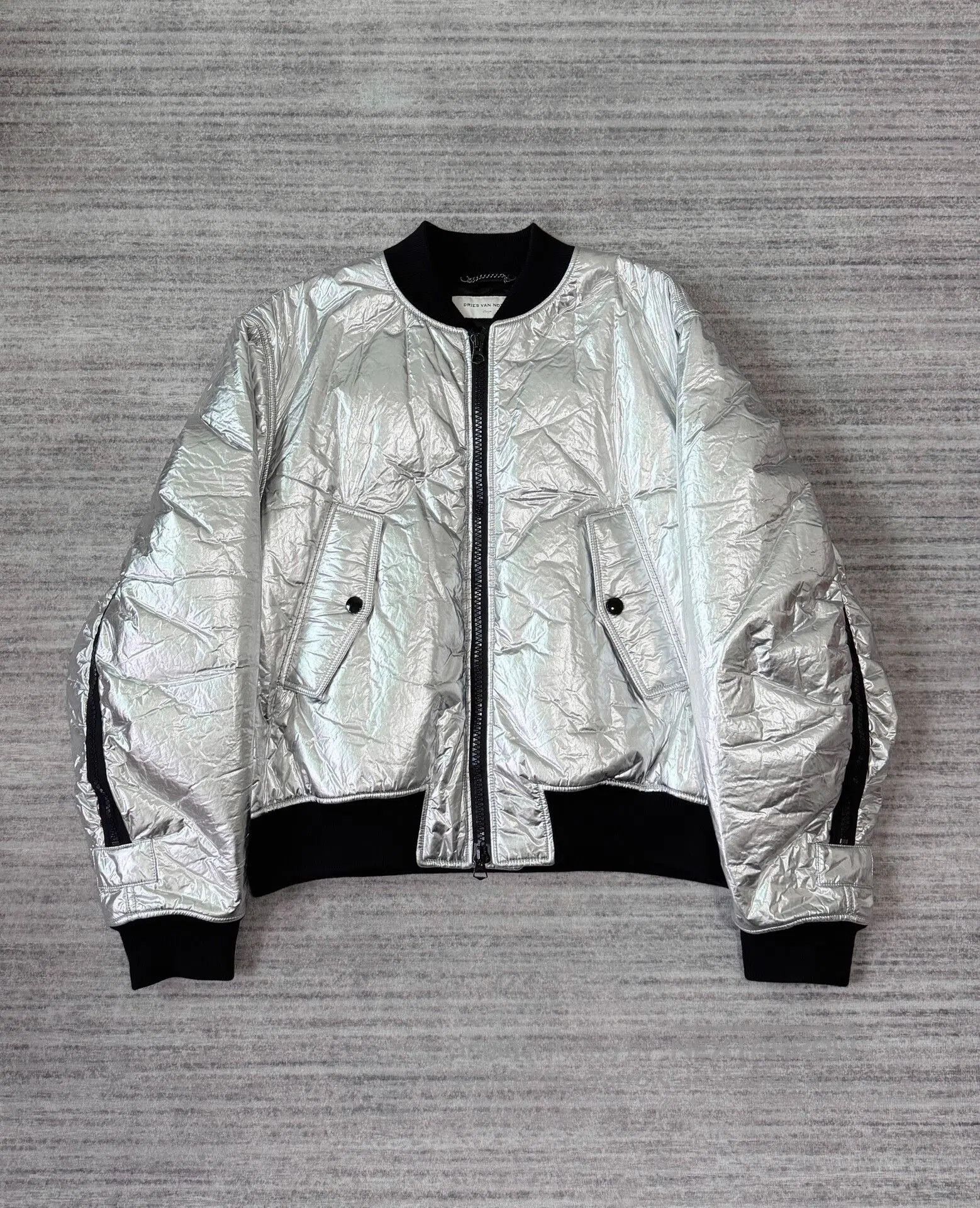 Dries Van Noten silver bomber jacket with back zipper. Size US L / EU 52-54 / 3 - 1 Thumbnail