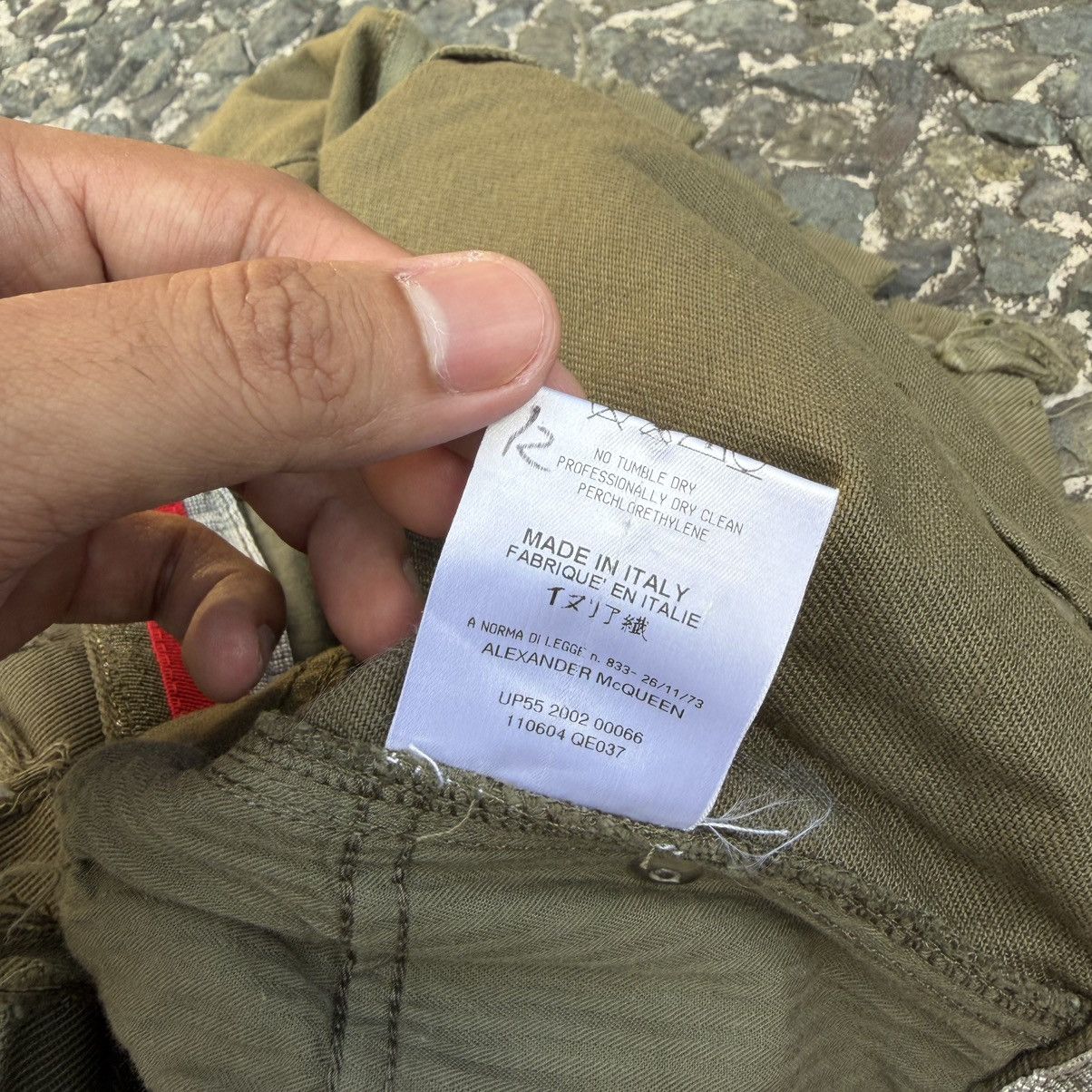 Alexander McQueen Vintage Alexander Mcqueen Olive Frayed Skirt 2002 Size 28" / US 6 / IT 42 - 9 Thumbnail