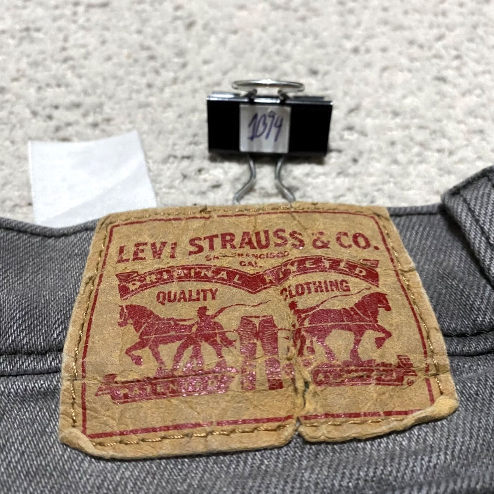 Levi's Levi's Womens Jeans Gray Wedgie Straight Button Fly Medium Wash 28 Regular 5-Pocket Denim High Rise 90s Vintage? Size 28" / US 6 / IT 42 - 3 Thumbnail