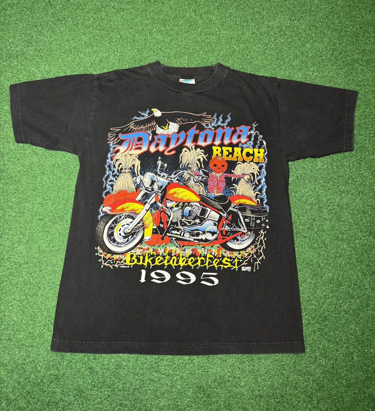 Harley Davidson 90s Daytona Beach Bikertoberfest October Halloween T Shirt Size US M / EU 48-50 / 2 - 1 Thumbnail