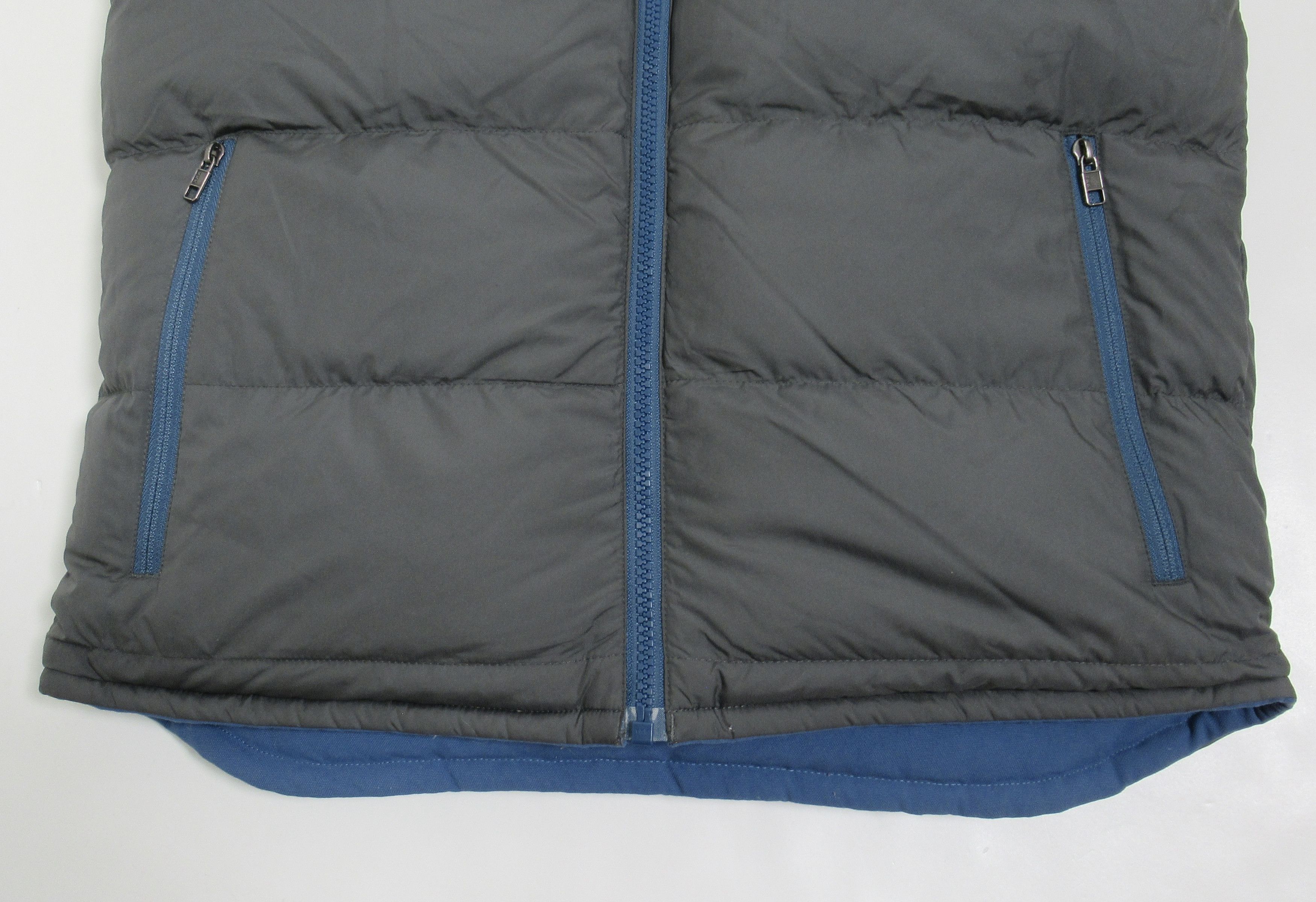 Patagonia Patagonia Reversible Bivy Down Vest Glass Blue 27587FA16 Size US S / EU 44-46 / 1 - 7 Thumbnail