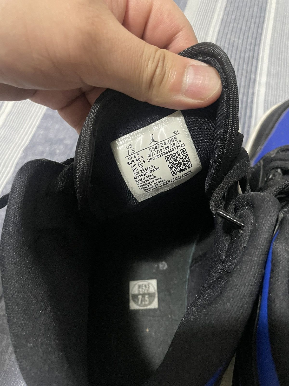 Jordan Brand × Nike Jordan 1 Mid Royal (2020) Size US 7.5 / EU 40-41 - 6 Thumbnail