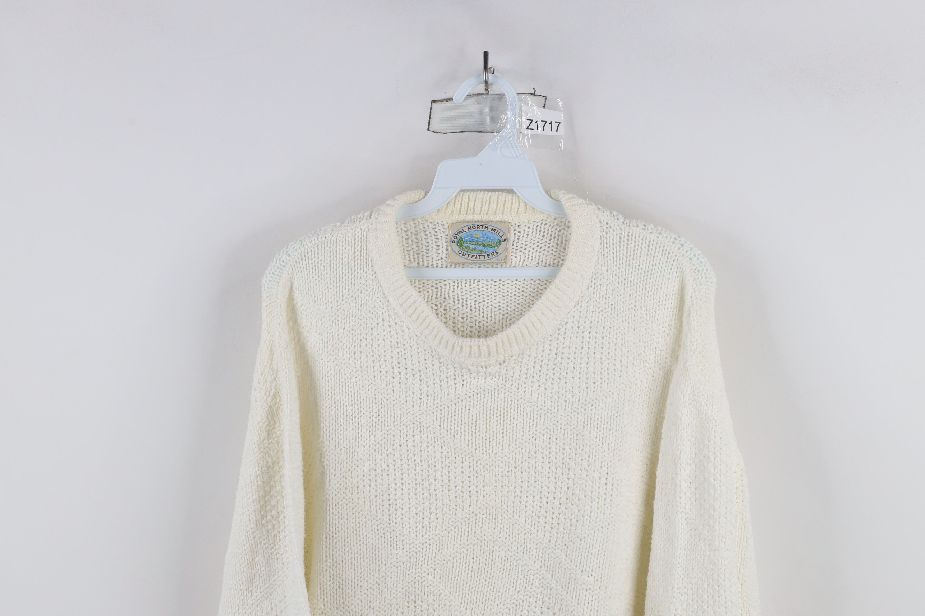 Vintage Vintage 90s Streetwear Knit Crewneck Sweater White USA Size US XL / EU 56 / 4 - 2 Thumbnail