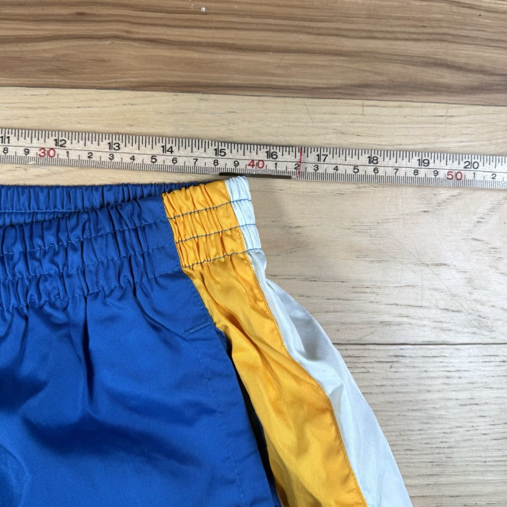 Vintage VINTAGE UCLA Bruins Track Pants Blue M Bear Logo Zip Ankled Shiny Dazzle Pants Men Regular Size M Size US 31 - 7 Thumbnail