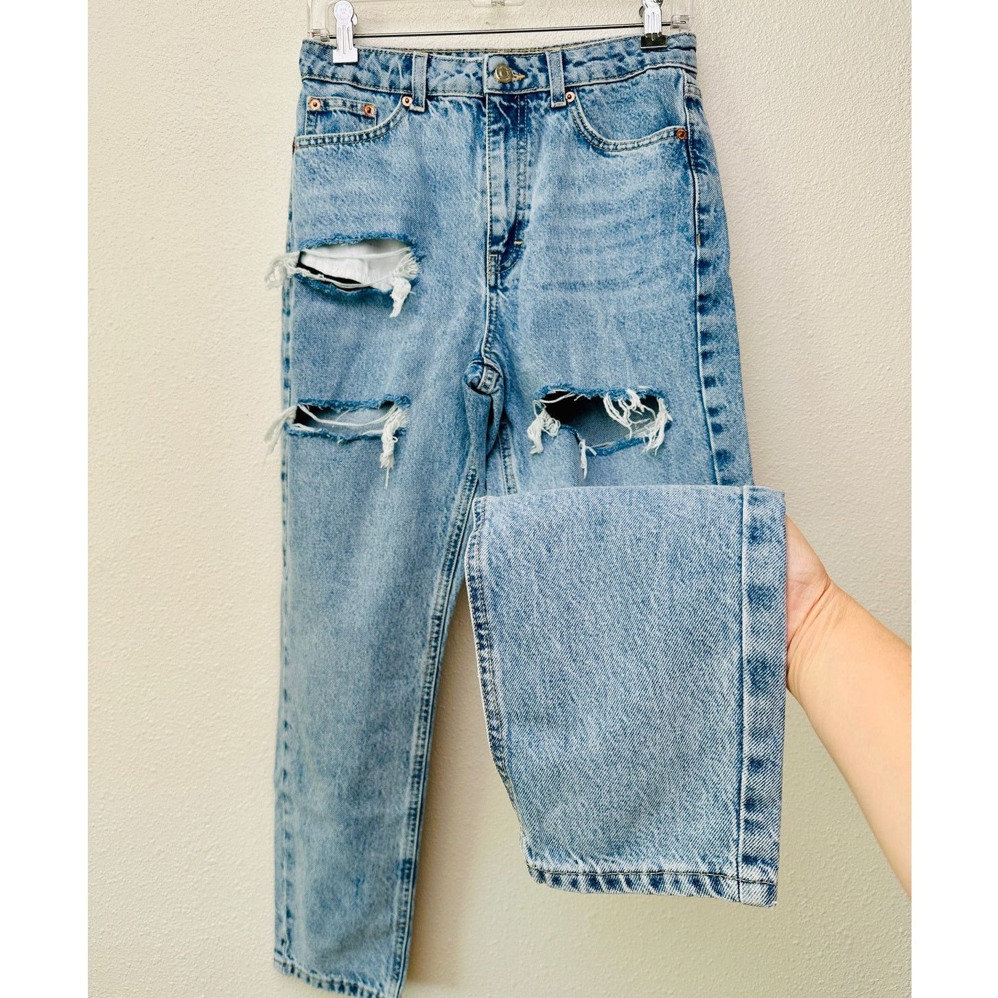 Topshop Topshop High-Waist Mom Jeans Blue W28 L30 Distressed Ripped Size 28" / US 6 / IT 42 - 1 Thumbnail