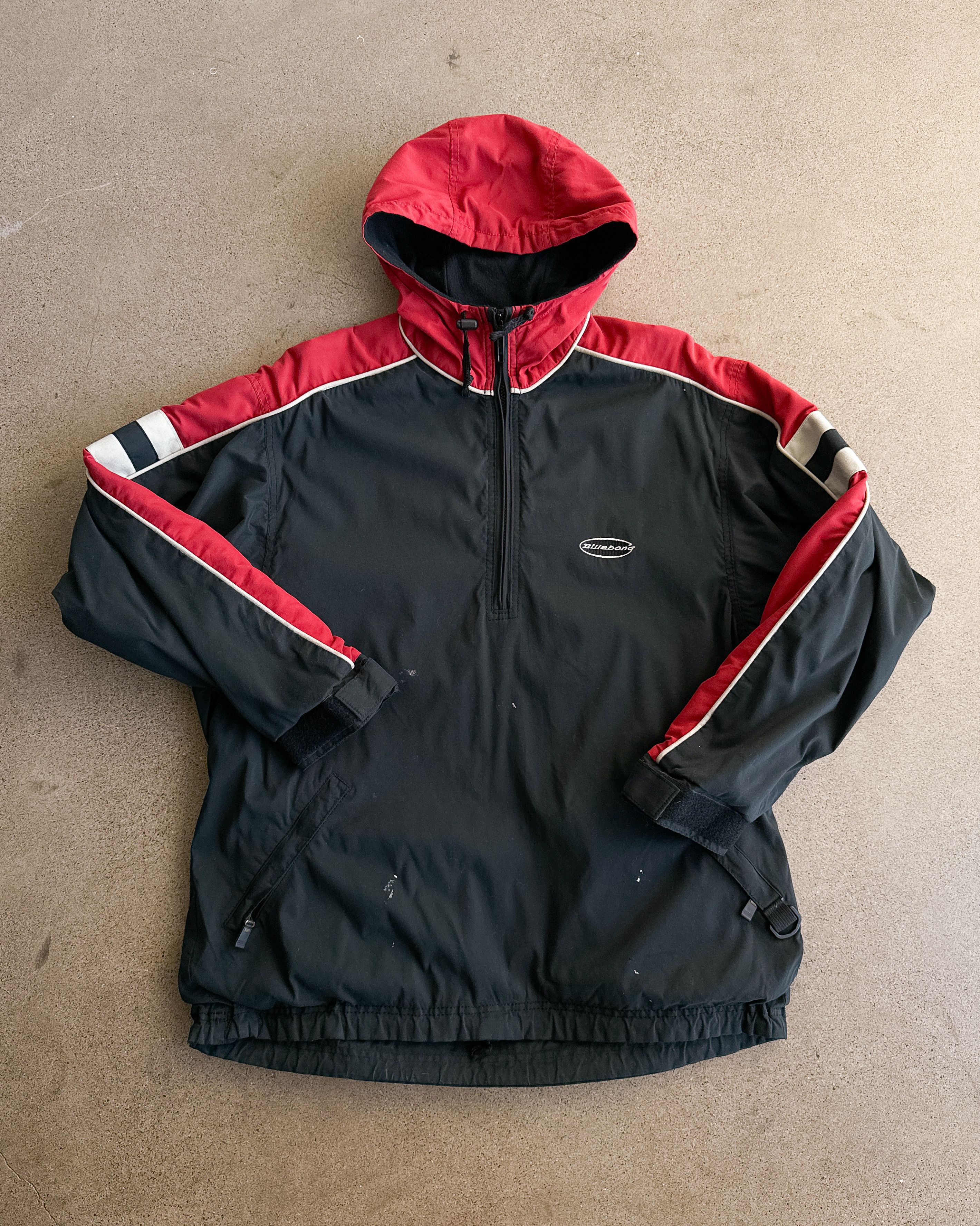 Vintage Vintage 90s Billabong Mammoth Hooded Puffer Jacket Black Red Size US L / EU 52-54 / 3 - 1 Thumbnail