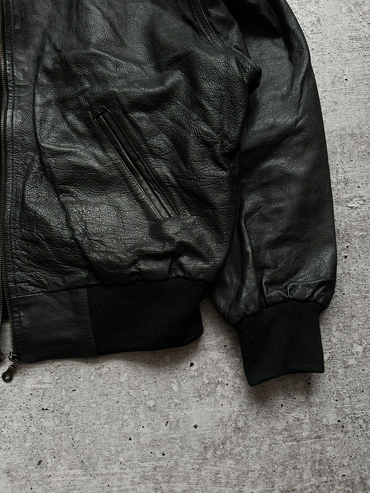 Vintage Vintage U-boot by Riccardo Leather Bomber Jacket Size US L / EU 52-54 / 3 - 11 Thumbnail
