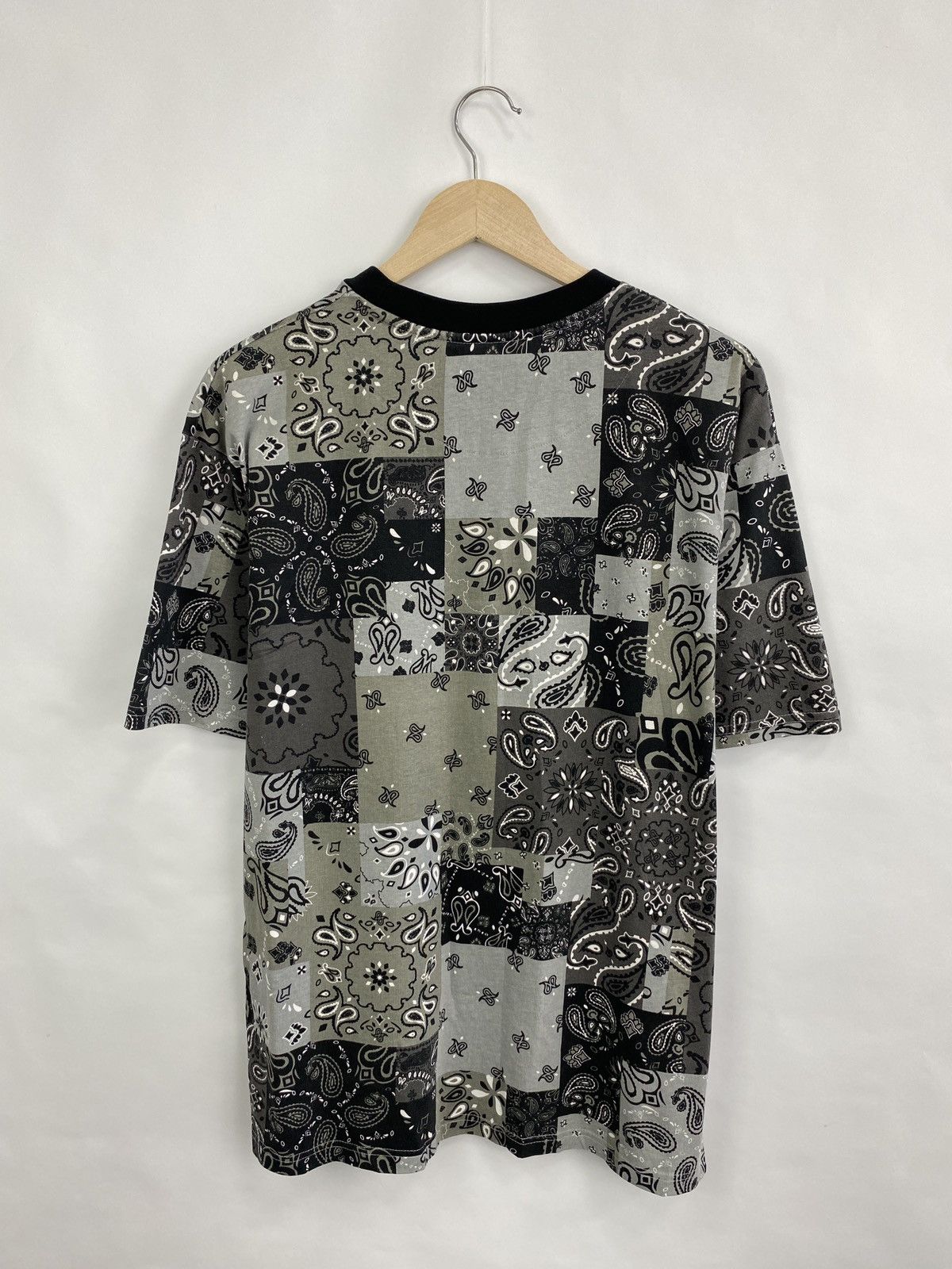 Karl Kani × Vintage Karl Kani Bandana Paisley Tu Pac Style T-Shirt Hype Size US M / EU 48-50 / 2 - 6 Thumbnail