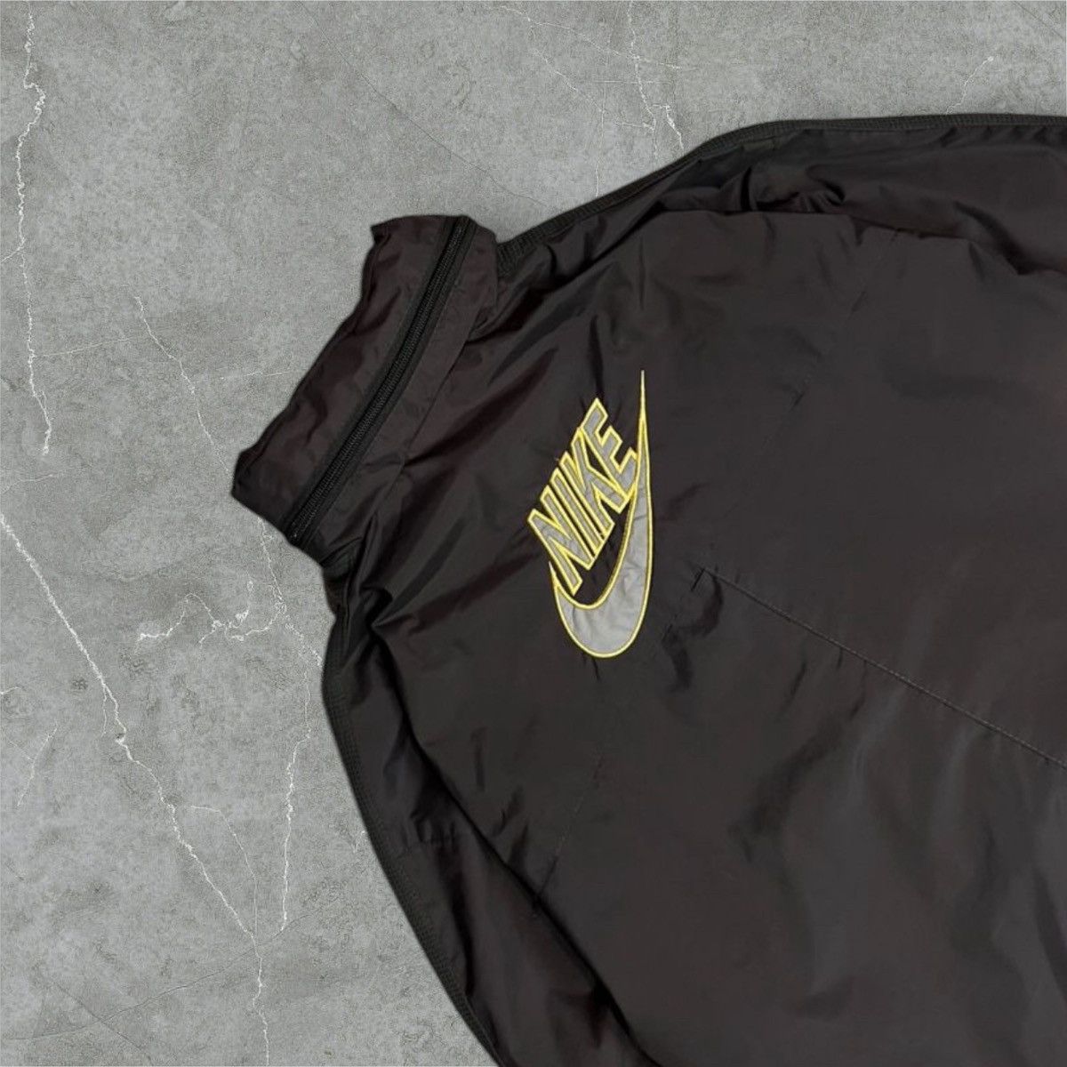 Nike × Vintage Nike Y2K Big Swoosh Brown & Yellow Windbreaker Size US L / EU 52-54 / 3 - 3 Thumbnail