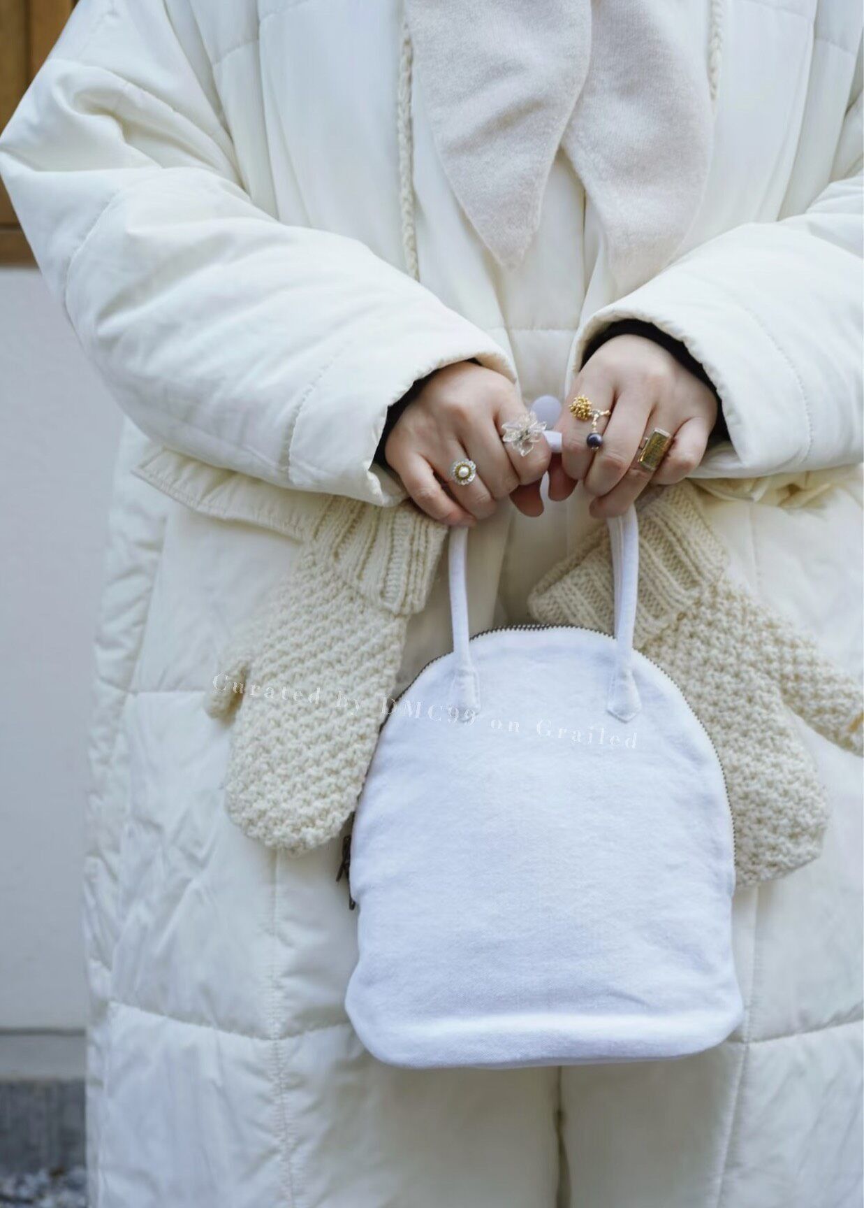 Martau Japanese French Linen White Shell Bag
