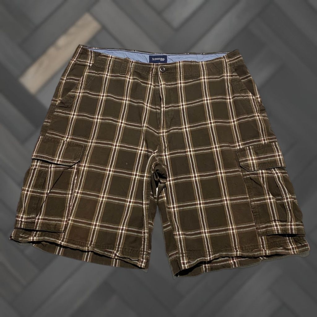 Vintage St Johns Bay Mens Cargo Shorts Plaid Brown Cotton Casual Size 38 Size US 38 / EU 54 - 1 Thumbnail