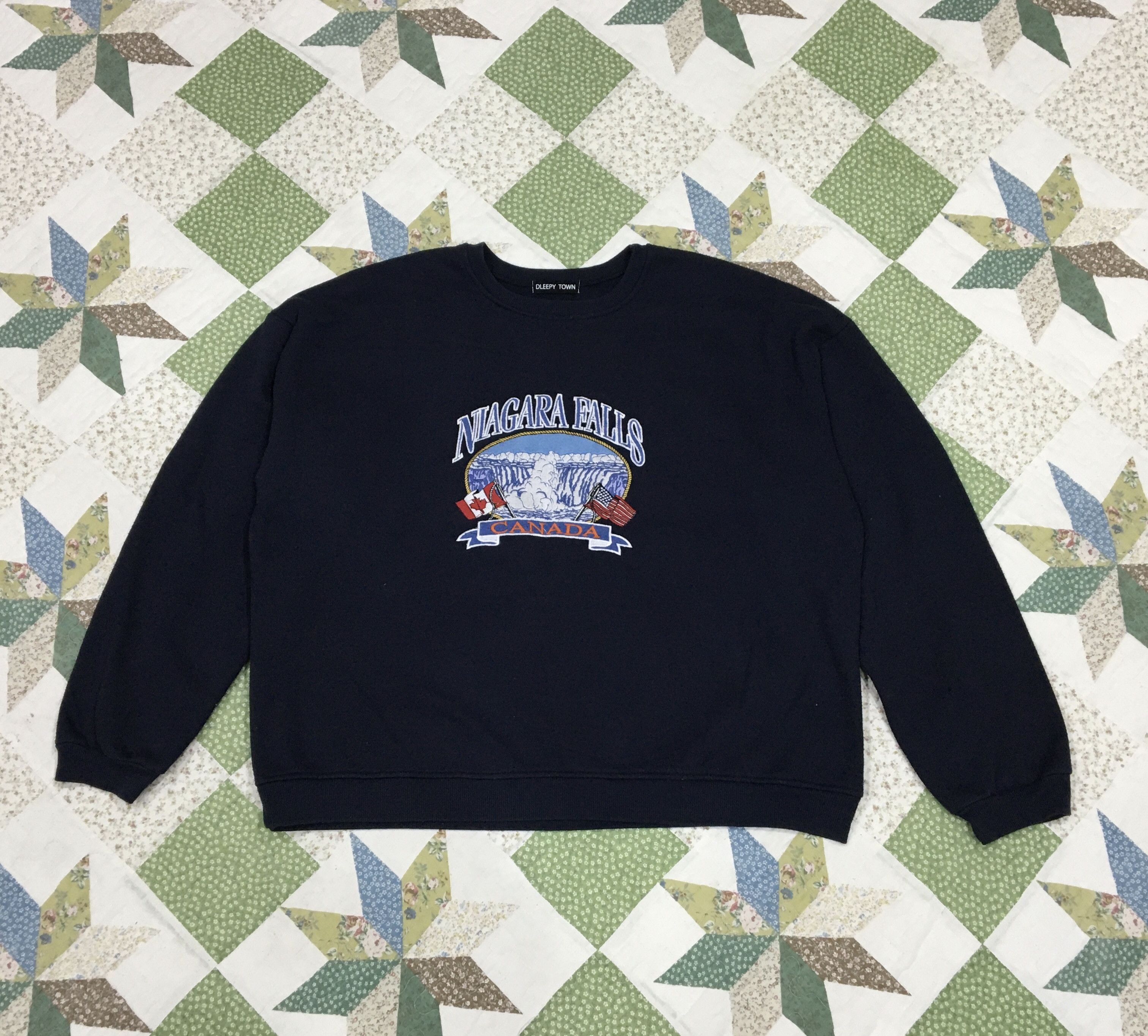 Other Niagara Falls Crewneck Sweatshirt Size L / US 10 / IT 46 - 1 Thumbnail