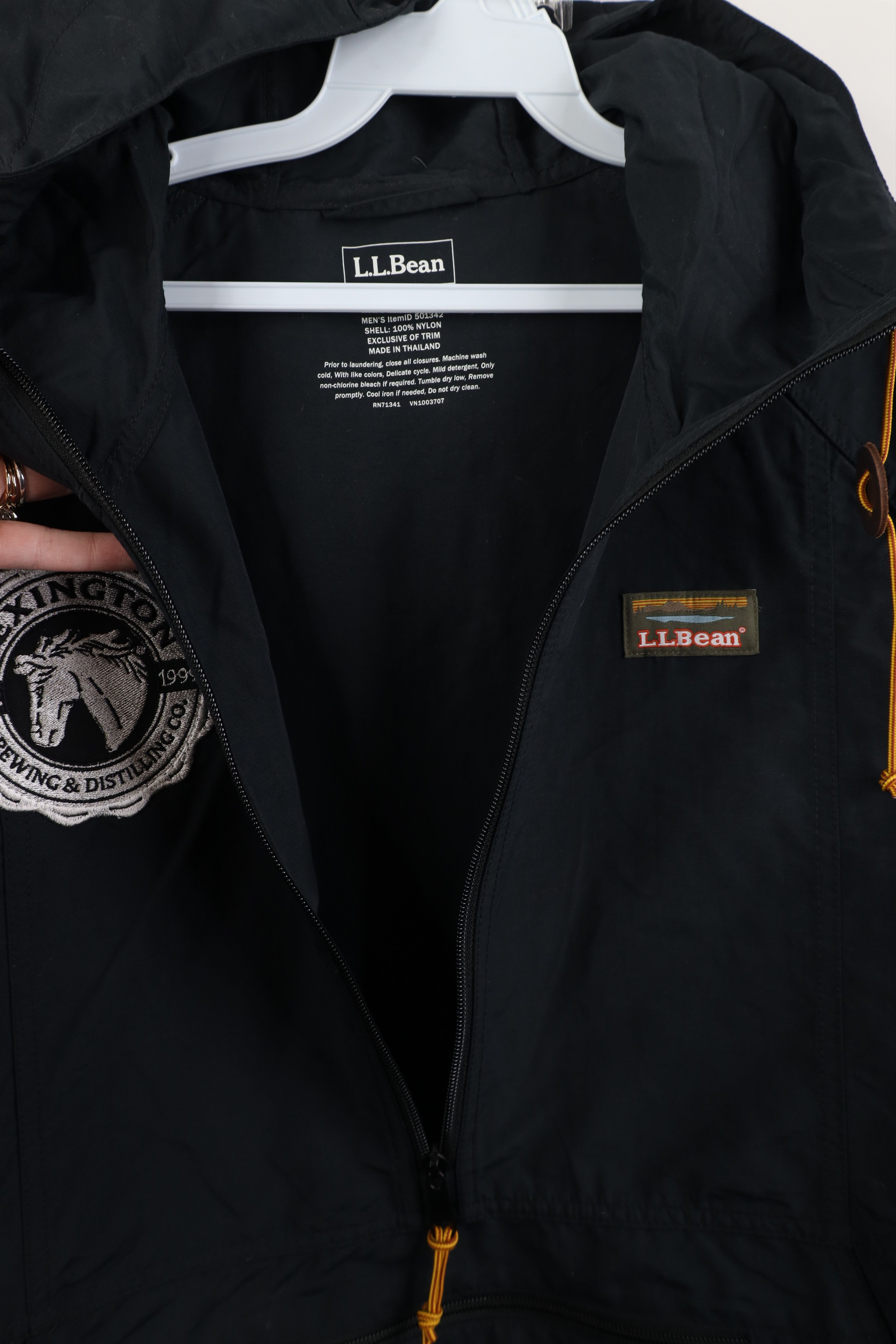 L.L. Bean LL Bean Brewing Distilling Co Hooded Anorak Jacket Black Size US M / EU 48-50 / 2 - 8 Thumbnail