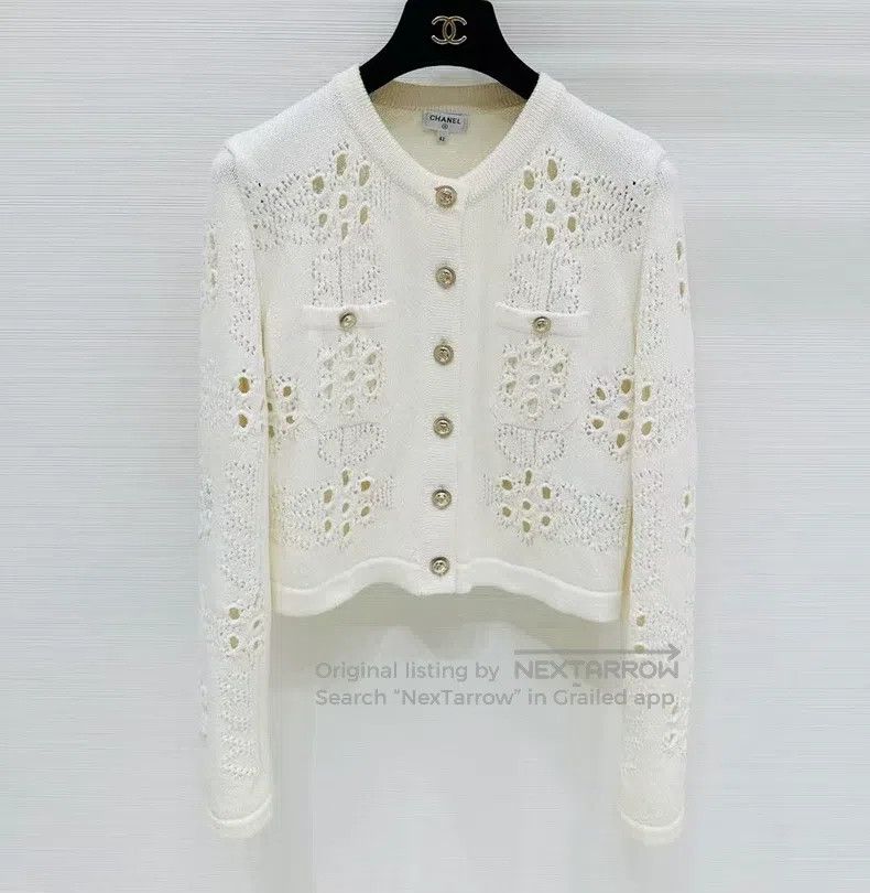 Chanel Chanel Hollow-out knitted cardigan coat Size M / US 6-8 / IT 42-44 - 1 Thumbnail