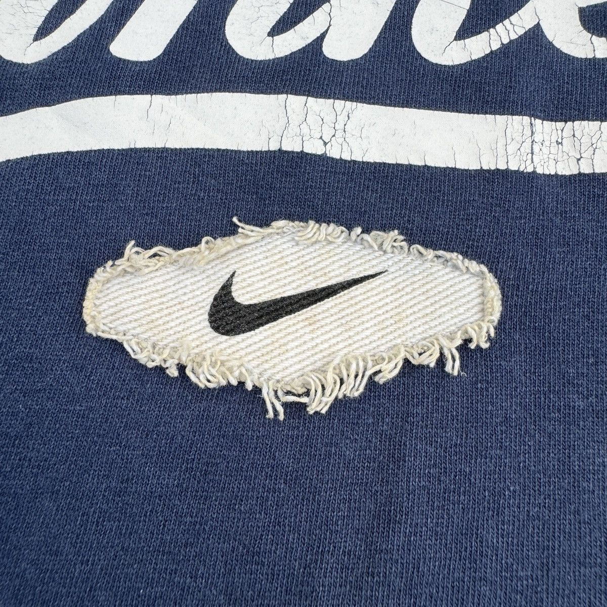 Nike Vintage Y2K Nike New York Yankees Tshirt Size US L / EU 52-54 / 3 - 4 Thumbnail