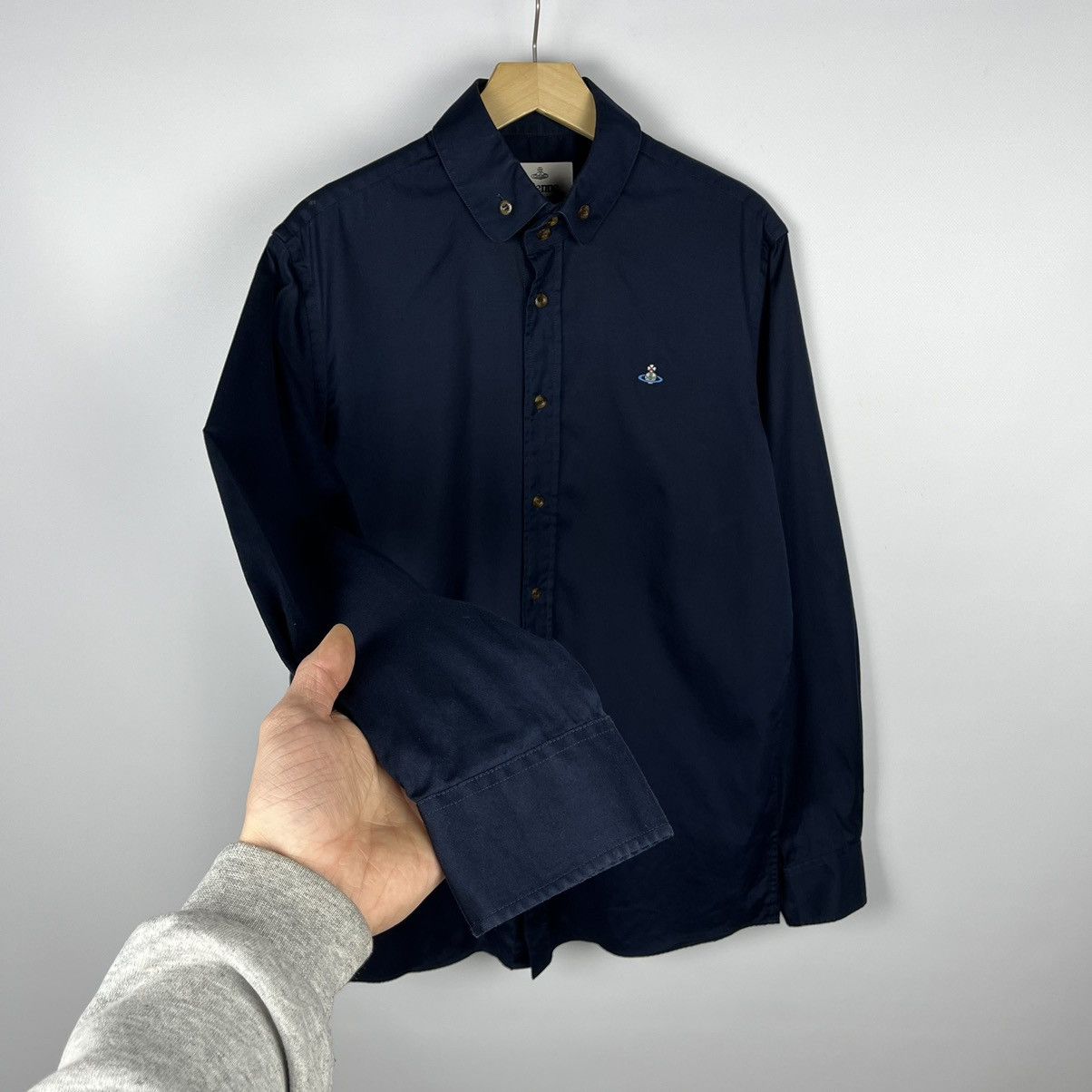 Vivienne Westwood Designer Vivienne Westwood orb logo LS shirt Size US M / EU 48-50 / 2 - 4 Thumbnail