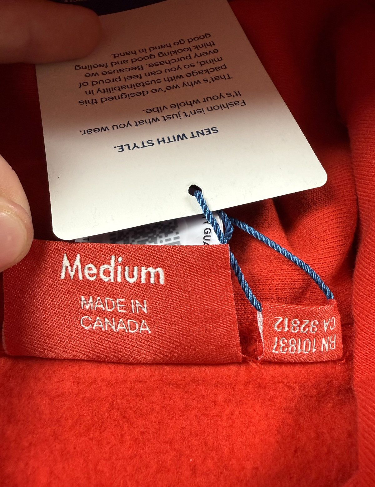 Supreme DEADSTOCK FW16 BOGO Hoodie, Red, Medium, NWT Size US M / EU 48-50 / 2 - 6 Thumbnail