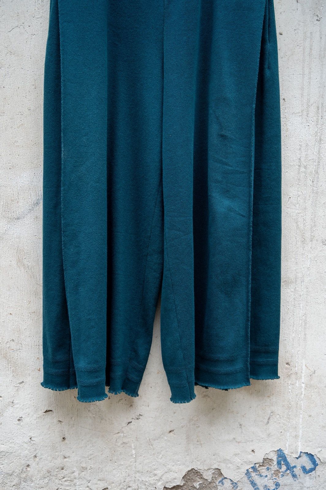 Issey Miyake Issey Miyake A-POC SS19 cropped balloon pant Size US 32 / EU 48 - 8 Thumbnail