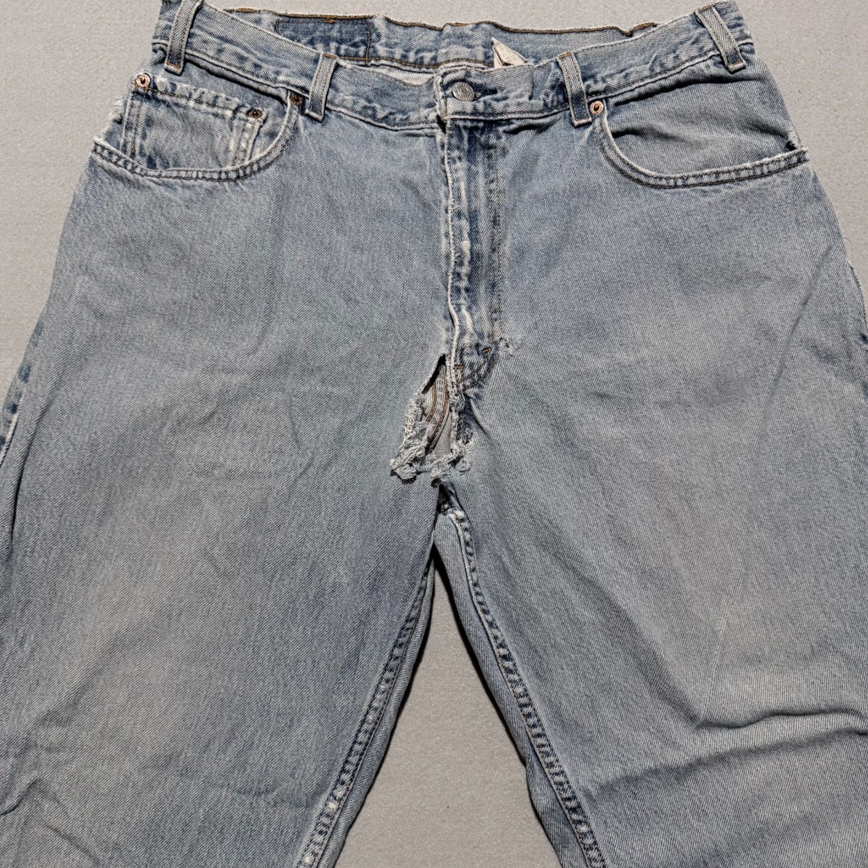 Levi's Levi's 560 Jeans Men Blue Denim Loose Fit Straight Zip Fly 36x30 Regular Inseam 28in Distressed Size US 36 / EU 52 - 3 Thumbnail