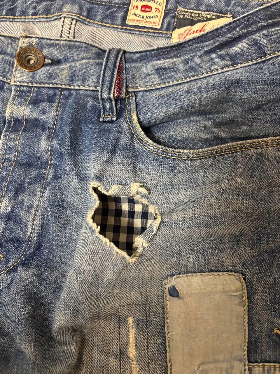 Jack & Jones Jack & Jones 1975 Patchwork Distressed Jeans Men’s Vintage Size US 32 / EU 48 - 13 Thumbnail
