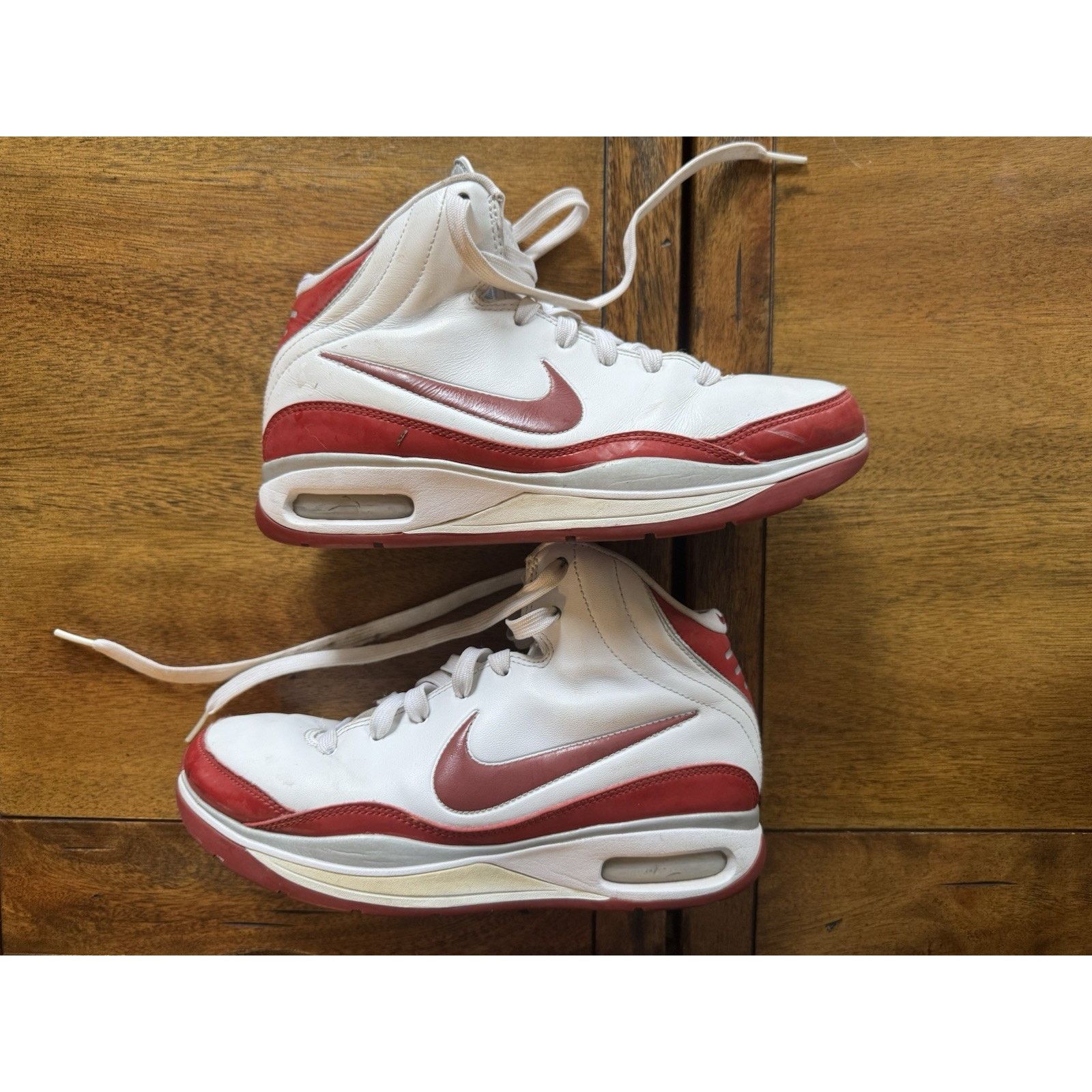 Nike Vintage Y2K 2008 Nike Elite Shoes Women’s 7.5 324831-103 Size US 7.5 / IT 37.5 - 1 Thumbnail