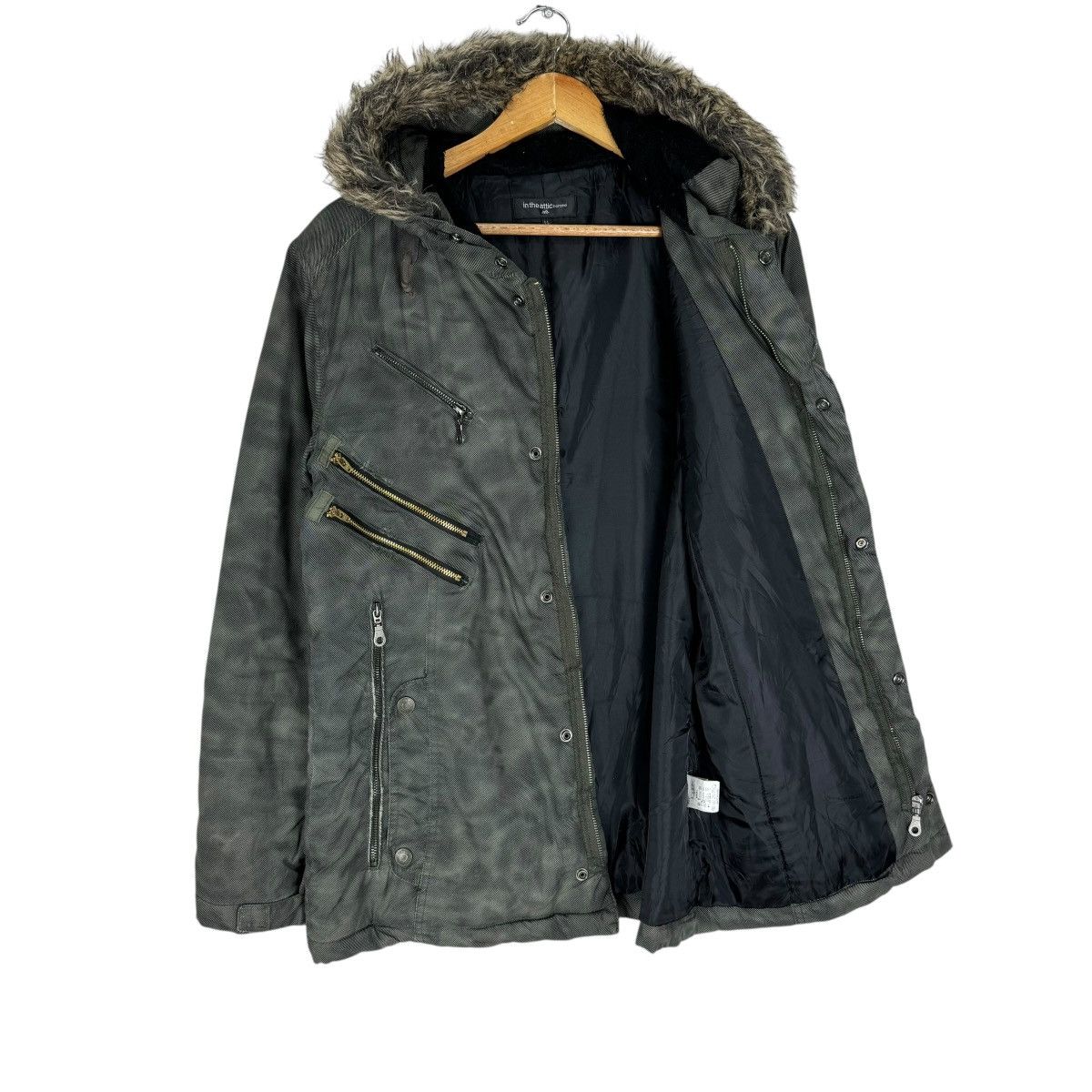 In The Attic ❄️IN THE ATTIC FUR HOODIE CAMO ZIPPER JACKET Size US L / EU 52-54 / 3 - 10 Thumbnail