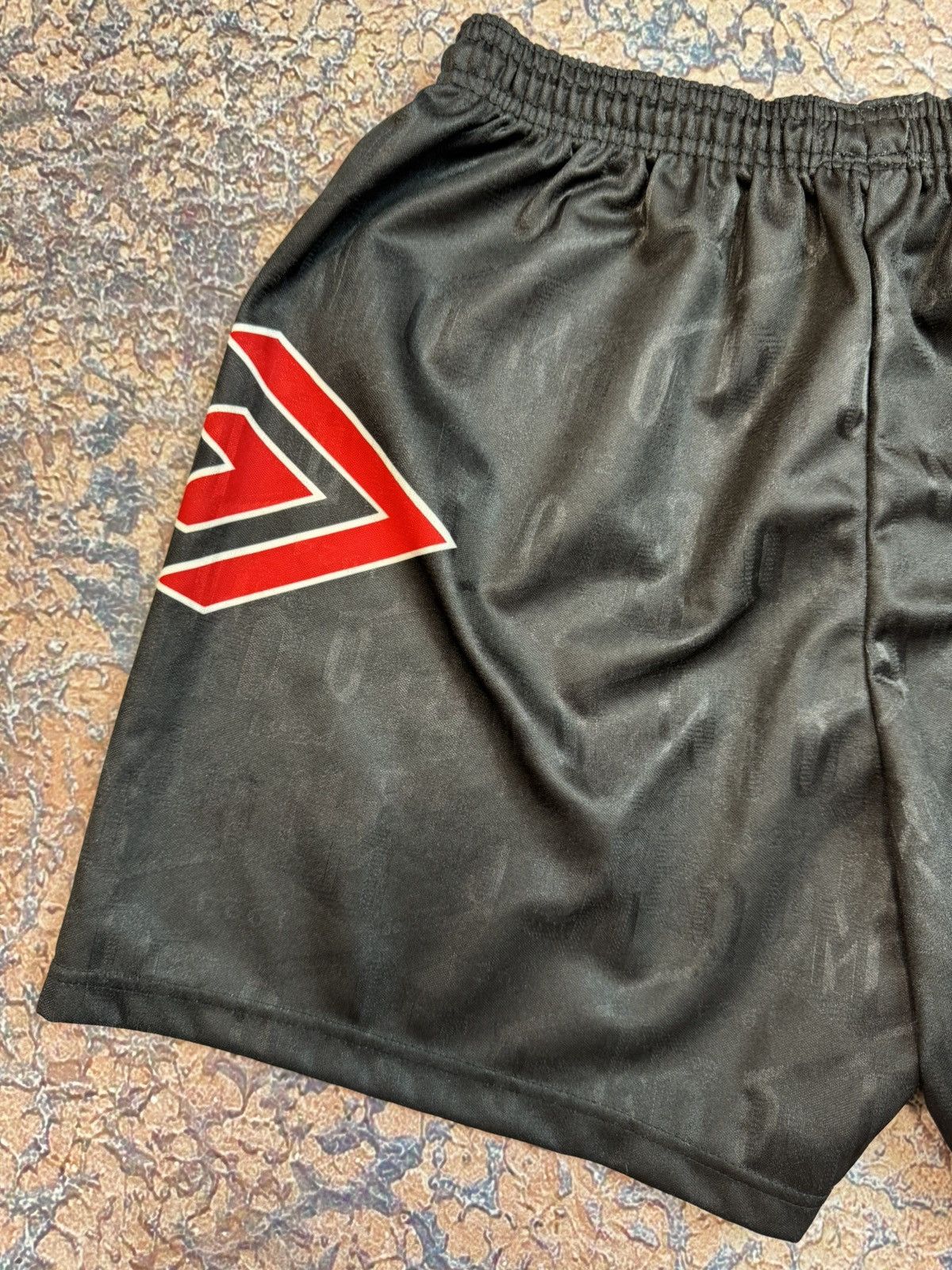 Umbro Manchester United 1992-94 Home Umbro Retro Vintage Shorts Size US 32 / EU 48 - 6 Thumbnail