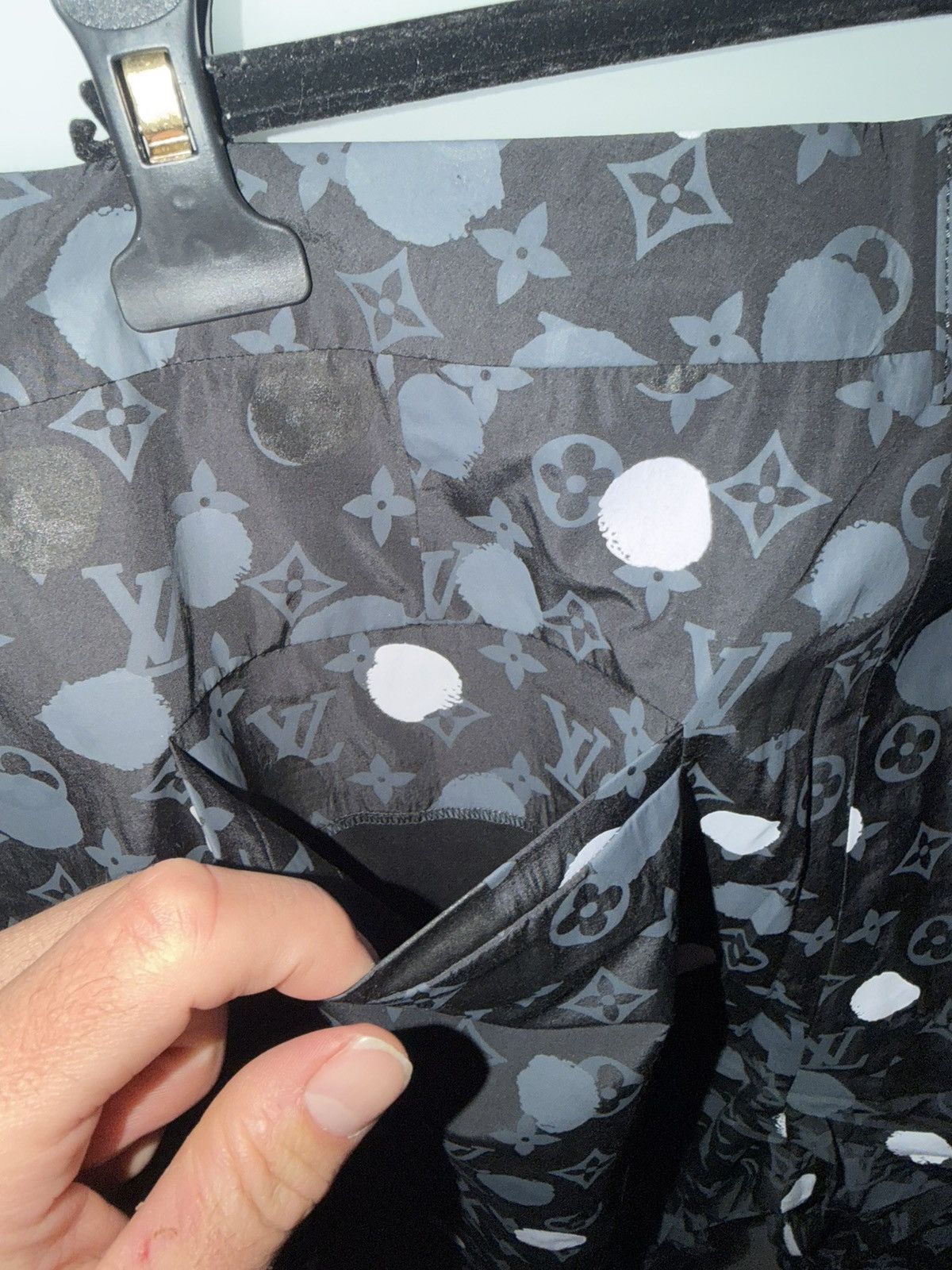 Louis Vuitton × Yayoi Kusama Louis Vuitton x Yoyoi Kusama Cargo Pants Size US 40 / EU 56 - 12 Thumbnail
