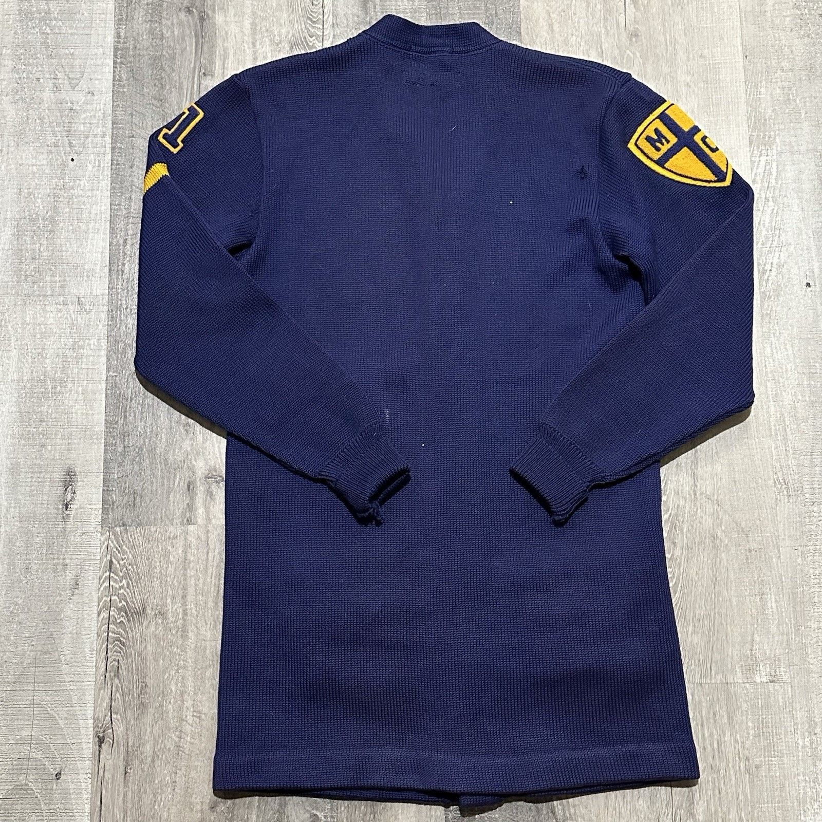 Vintage VTG Notre Dame Men’s Medium Criterion Mills Cardigan Sweater Size US M / EU 48-50 / 2 - 8 Thumbnail