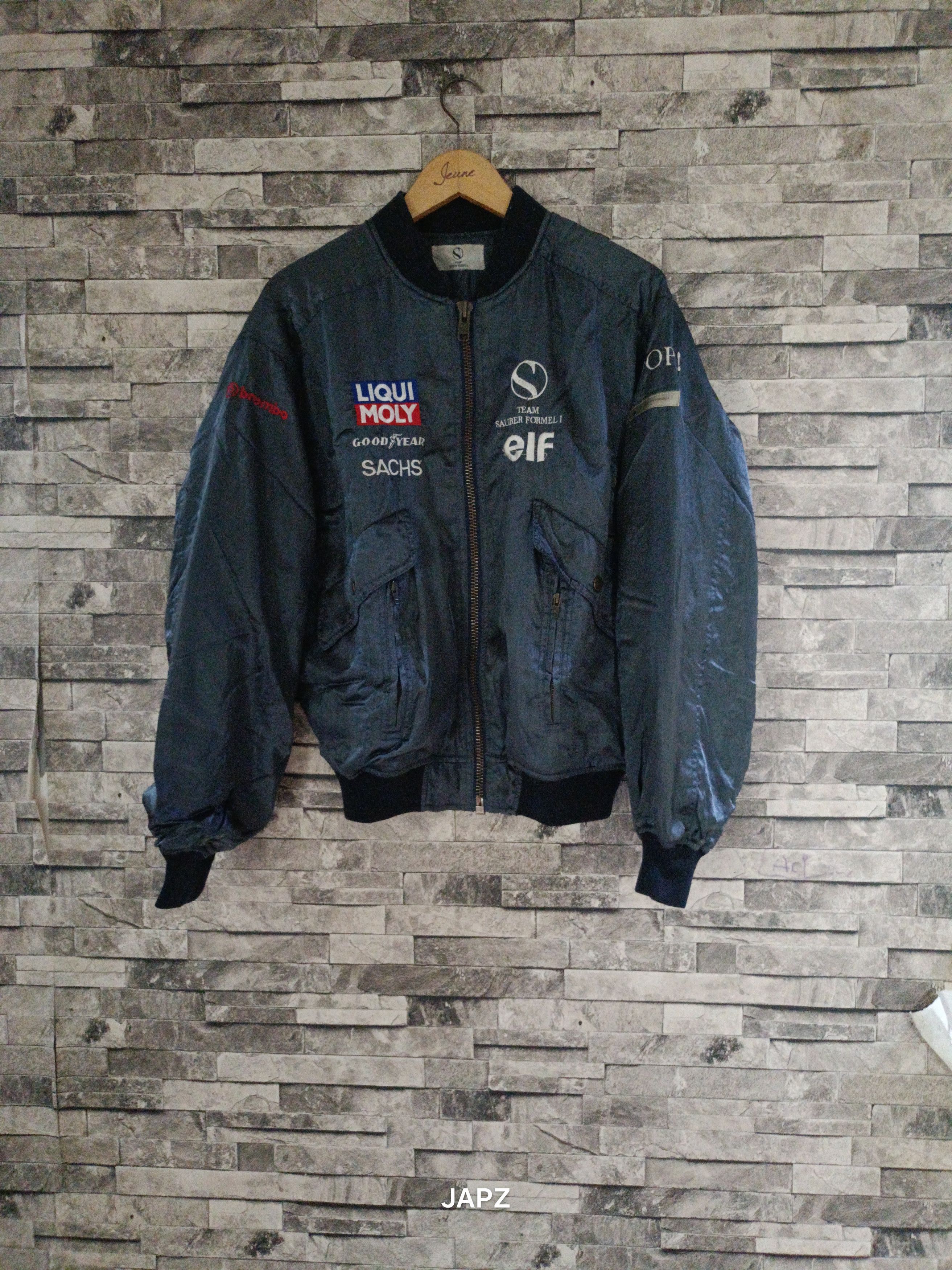 Formula 1 × Vintage Vintage team Sauber formel 1 official crew racing jacket Size US L / EU 52-54 / 3 - 1 Thumbnail