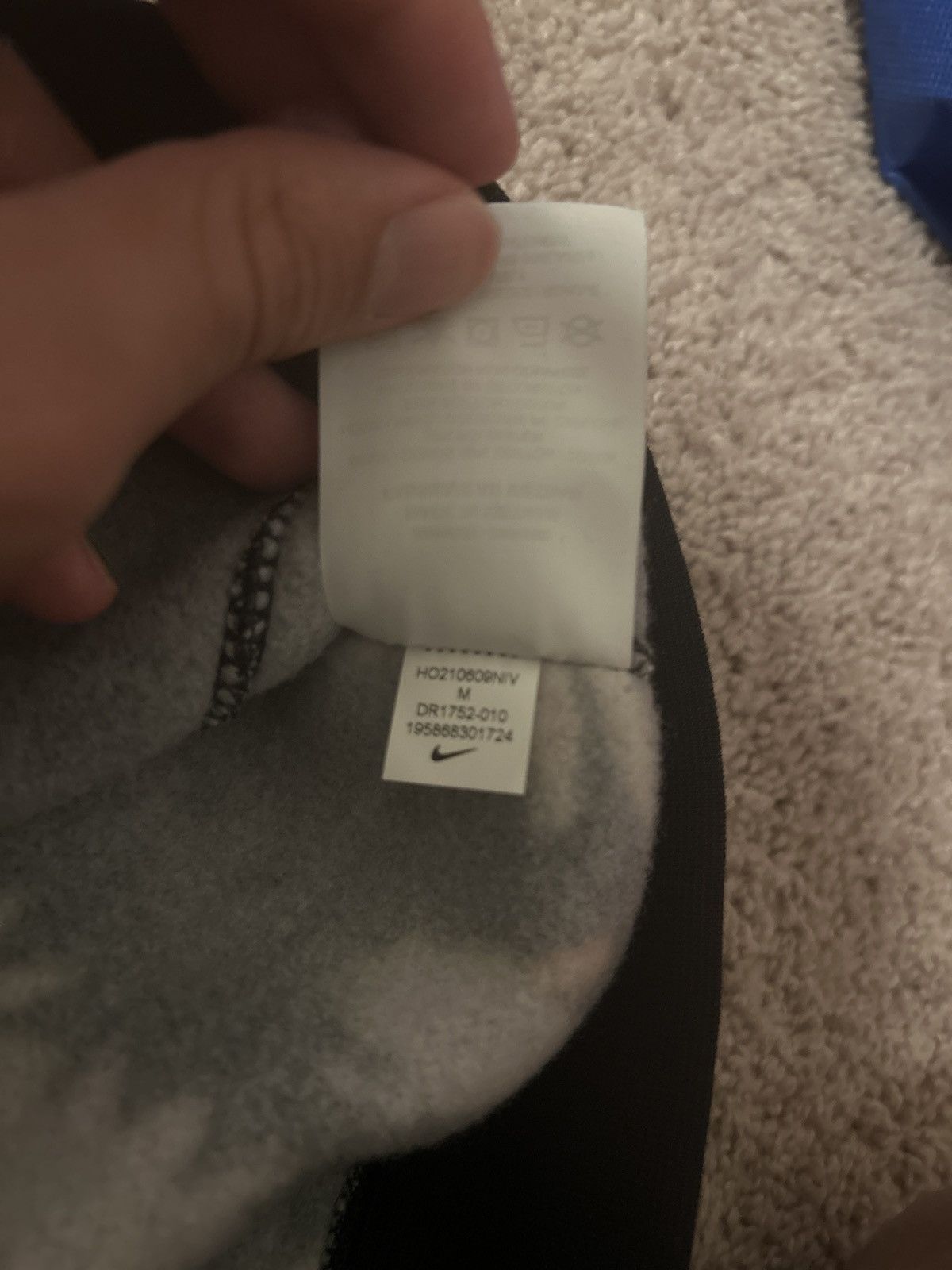 Nike Black Nike Hoodie with Tag Size US M / EU 48-50 / 2 - 6 Thumbnail
