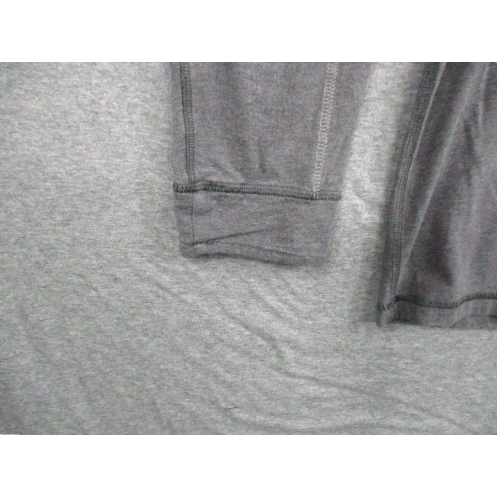 Vintage TASC Performance Bamboo 1/4 Zip Gray Long Sleeve Mens Large Stretch City Camper Sweatshirt Size US L / EU 52-54 / 3 - 5 Thumbnail