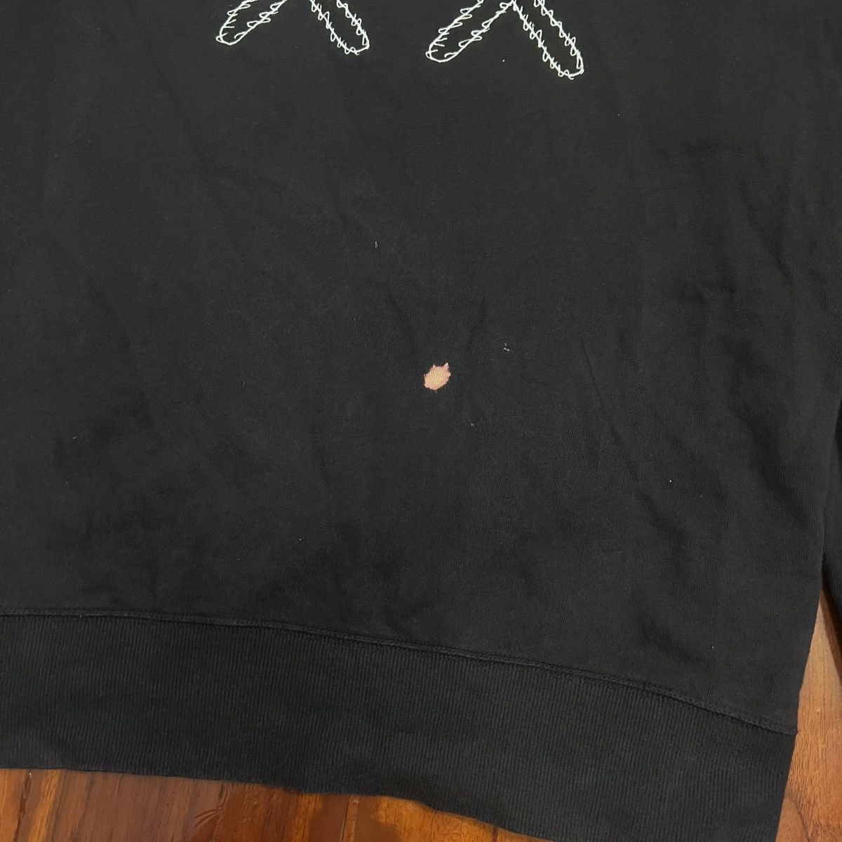 Kaws × Uniqlo Kaws Sweatshirt nice back graphic Size US XL / EU 56 / 4 - 6 Thumbnail