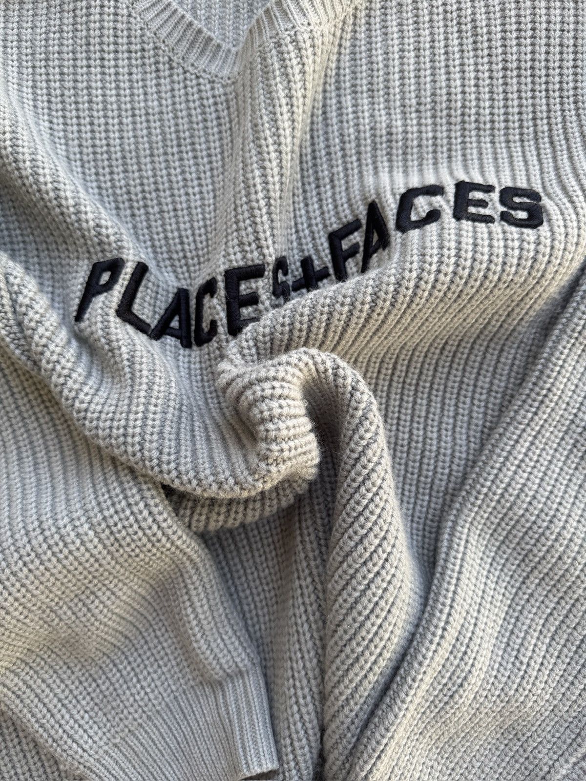 Places + Faces PLACES PLUS FACES CABLE KNIT JUMPER GREY Size US XL / EU 56 / 4 - 3 Thumbnail