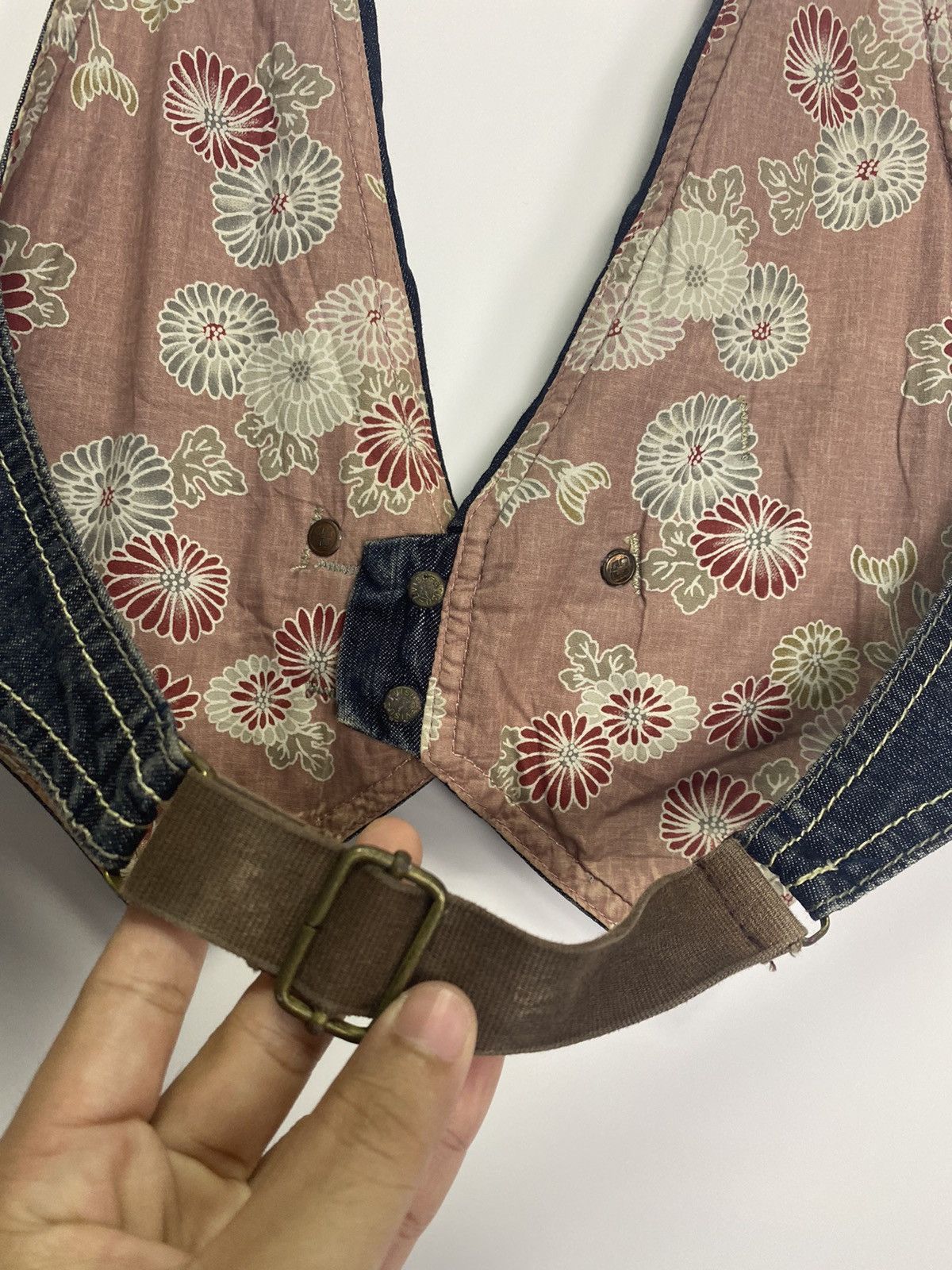 Evisu × Vintage Vintage Evisu Denim Vest Size US M / EU 48-50 / 2 - 14 Thumbnail
