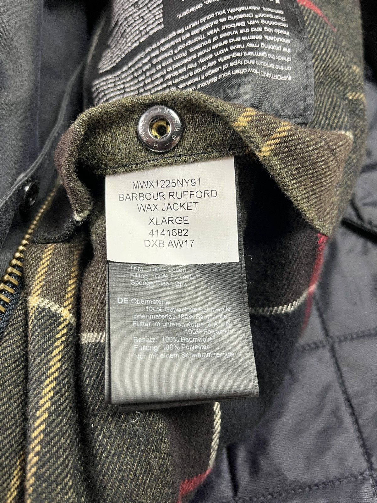 Barbour Barbour Rufford Wax Black Classic Tartan Waxed Cotton Jacket Size US XL / EU 56 / 4 - 17 Thumbnail