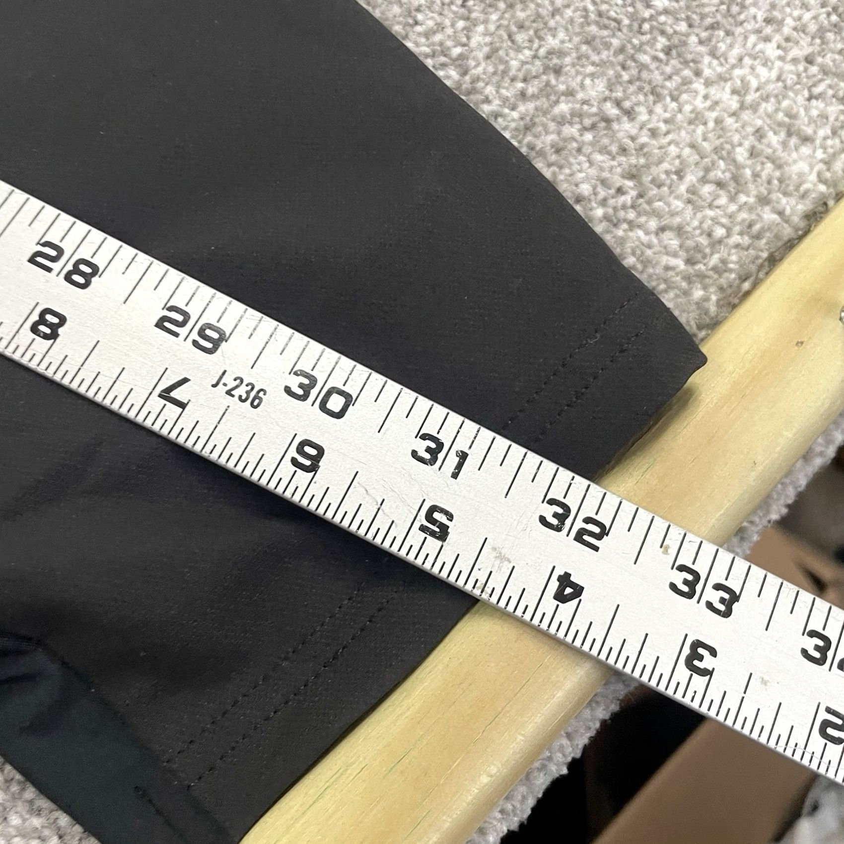 Vintage UNRL Joggers Men XL Black Performance Stretch Drawstring Pants Casual Work Size US 36 / EU 52 - 5 Thumbnail