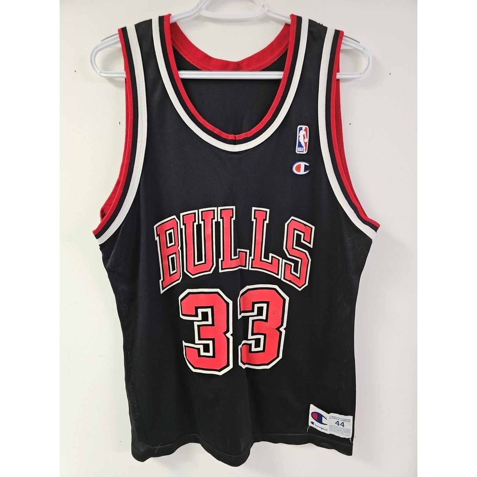 Champion Champion #33 Scottie Pippen Chicago Bulls Jersey Mens 44 USA Size US L / EU 52-54 / 3 - 1 Thumbnail