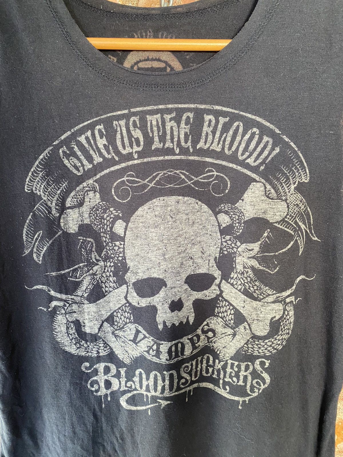 Japanese Brand 2000s Vamps Blood Sucker Skull snake Size US M / EU 48-50 / 2 - 5 Thumbnail