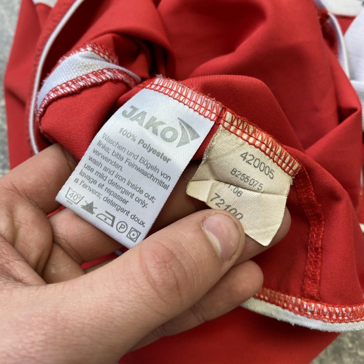Vintage Vintage Jako Barnsley 1990’s Coca Cola soccer jersey Size US XS / EU 42 / 0 - 10 Thumbnail