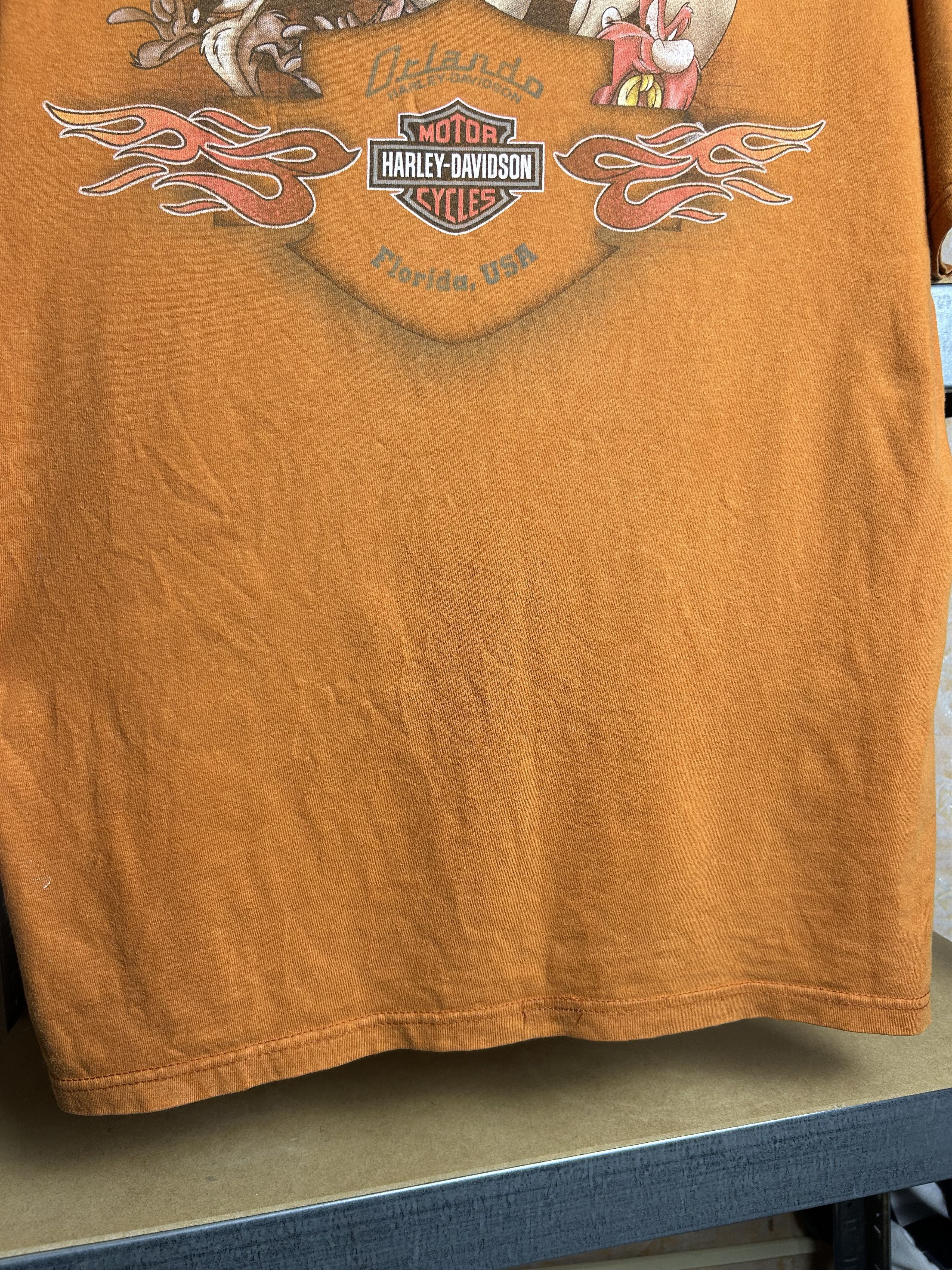 Harley Davidson Vintage 2000s Harley Davidson Looney Tunes Orlando T-shirt Size US XL / EU 56 / 4 - 13 Thumbnail