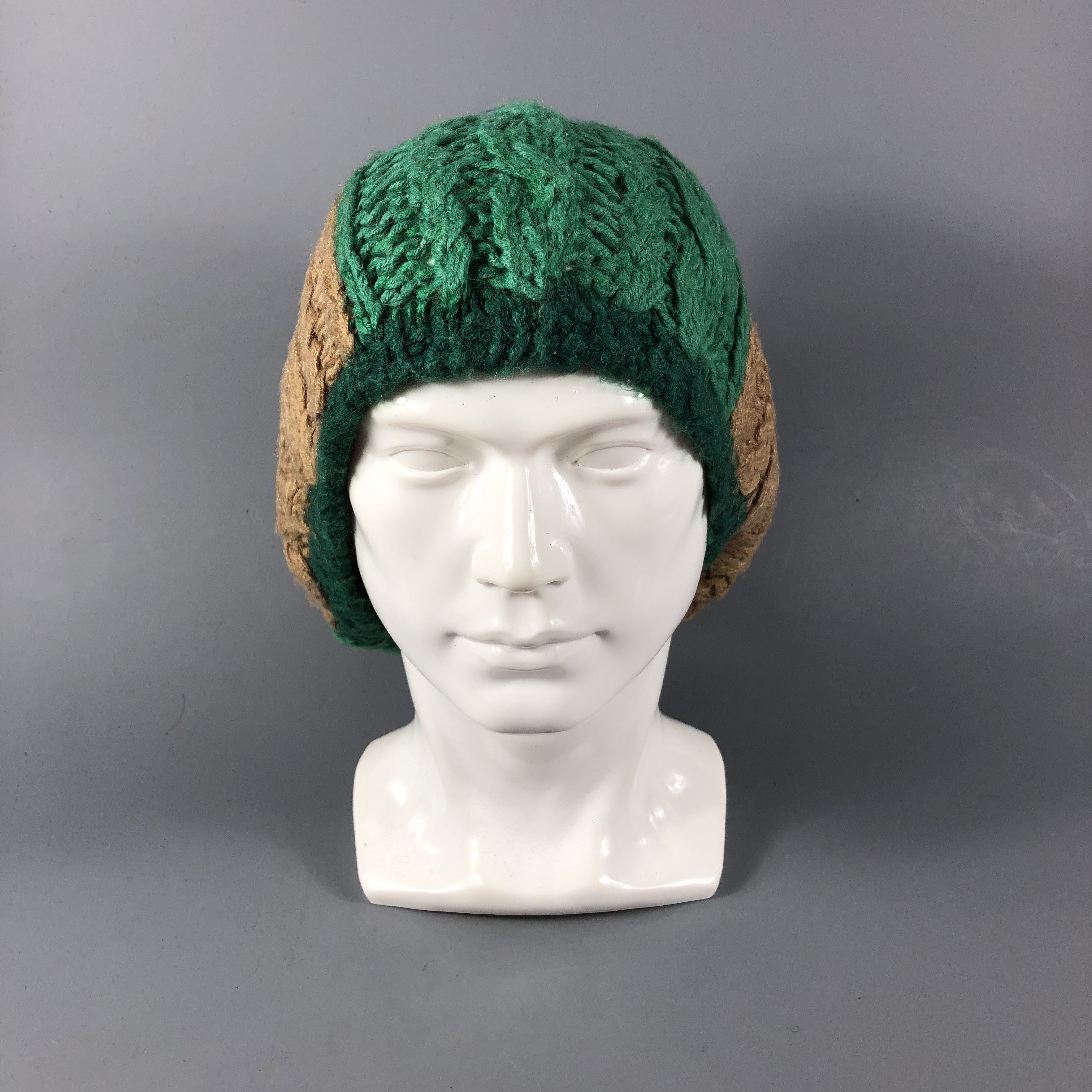 Vintage Zucca Cable Knit Bobble Beanie Snowcap Snow Hat B803 Size ONE SIZE - 2 Thumbnail