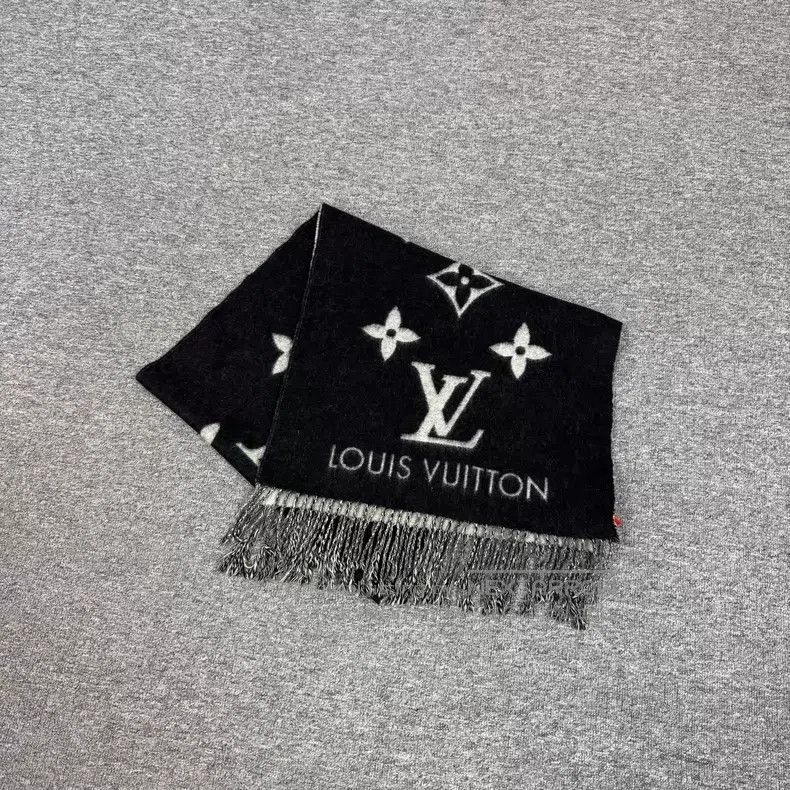 Louis Vuitton Louis Vuitton Hot style three-flower logo jacquard double- Size ONE SIZE - 2 Thumbnail