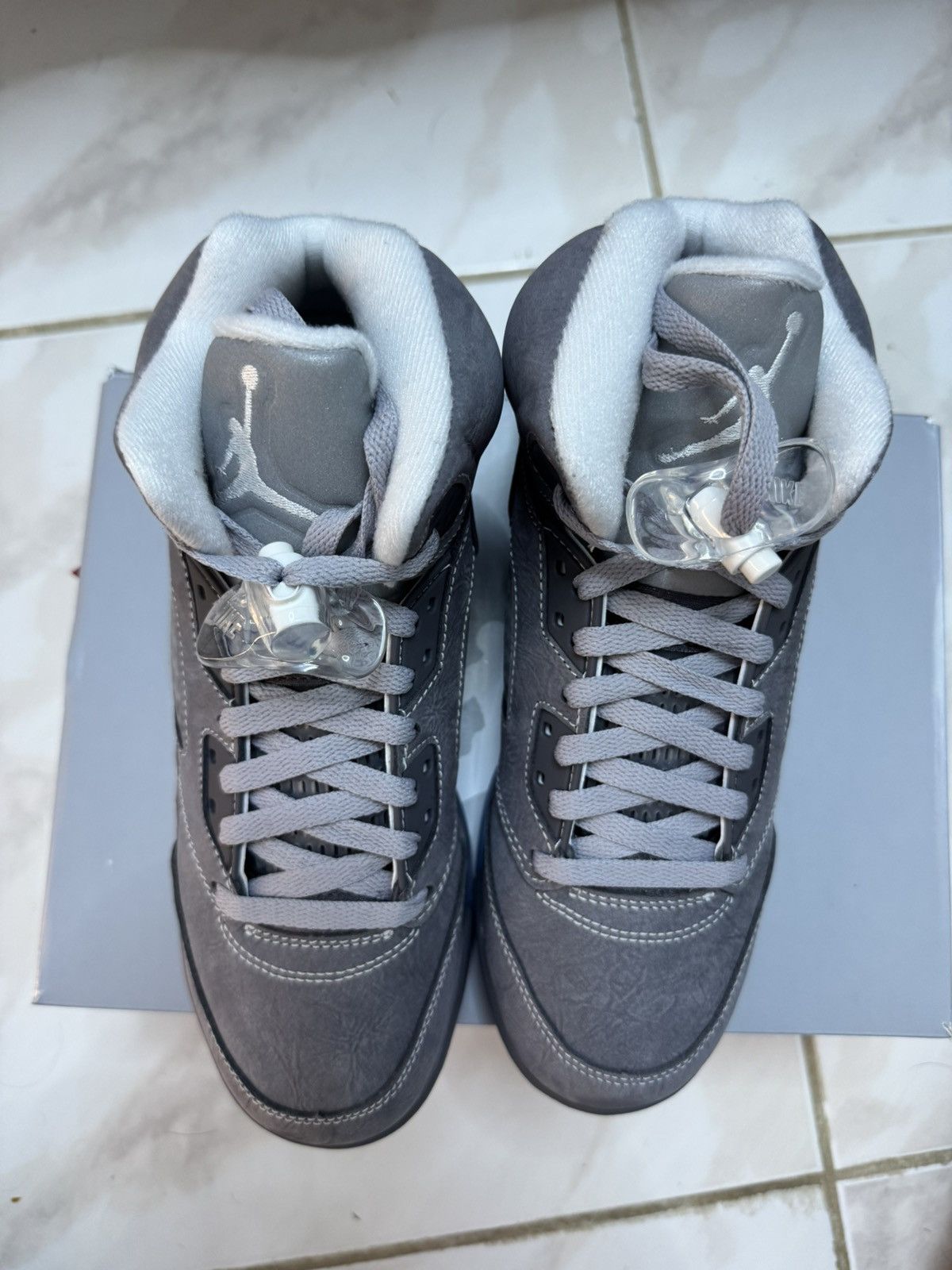 Jordan Brand Jordan 5 Retro Wolf Grey 2026 GS Size 7Y DS Size US 7 / EU 40 - 4 Thumbnail