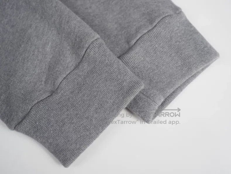 Louis Vuitton Louis Vuitton Gray Heart Logo Sweatshirt Size US XXL / EU 58 / 5 - 6 Thumbnail
