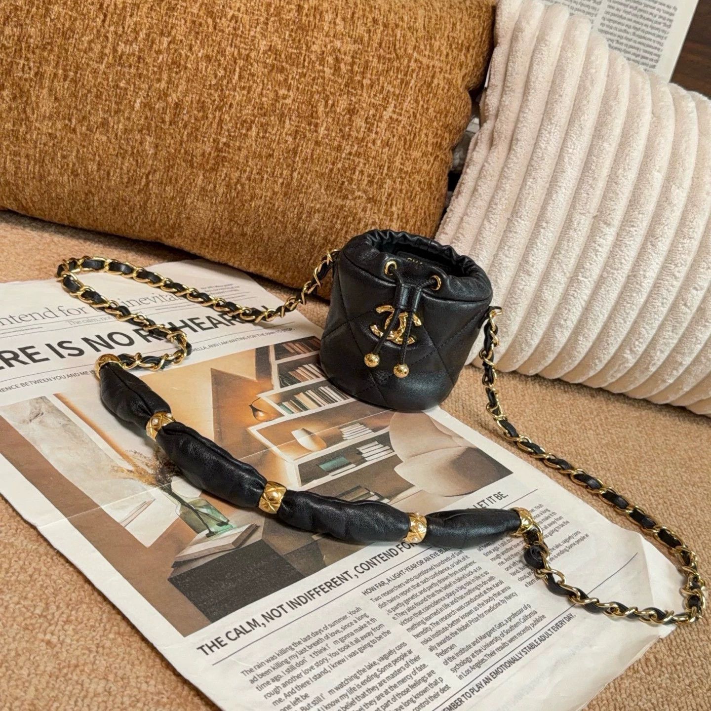 Chanel Pre-loved Bag Very good condition Size ONE SIZE - 1 Thumbnail