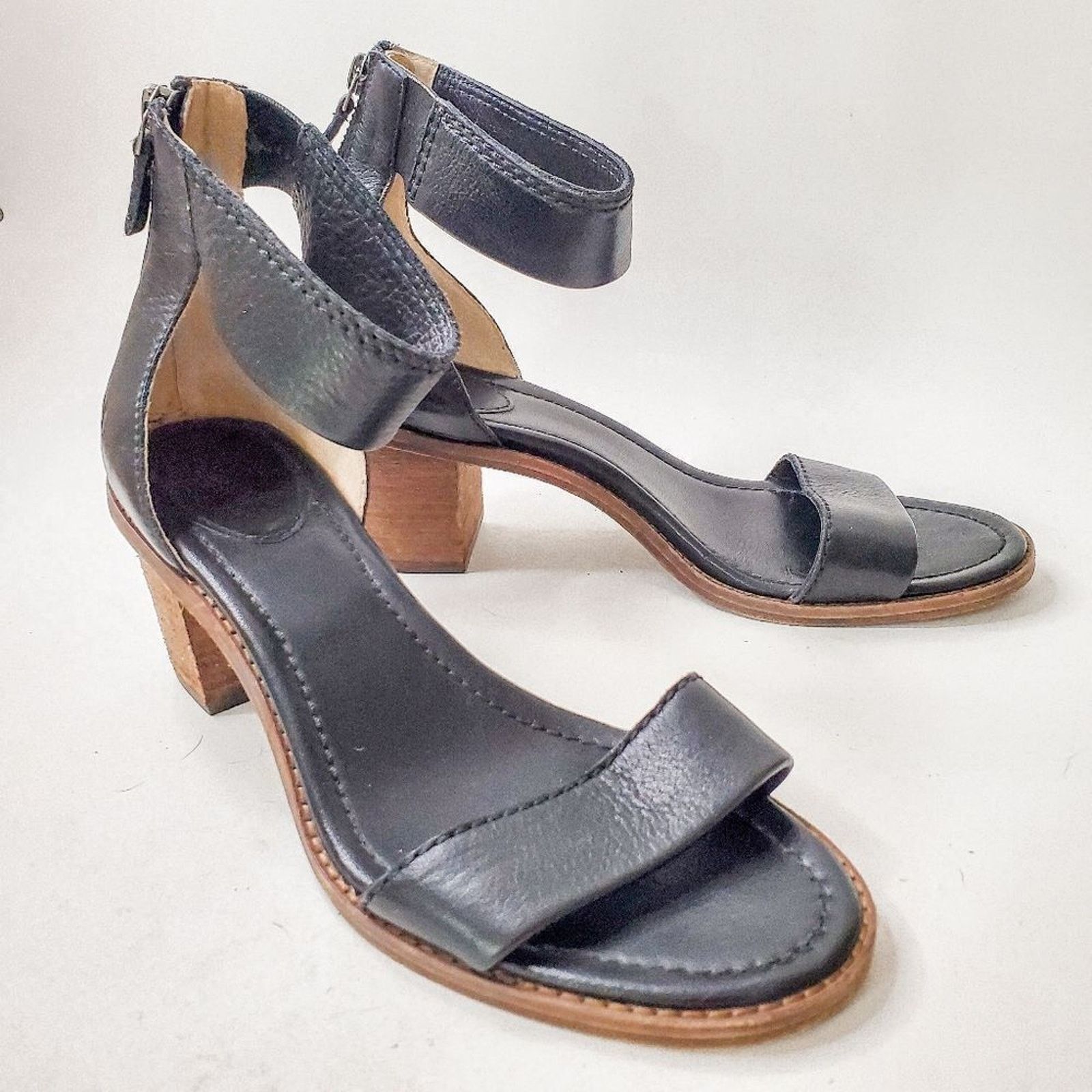 Frye Frye Black Leather Brielle Block Heeled Sandals Size 9M Size US 9 / IT 39 - 2 Thumbnail
