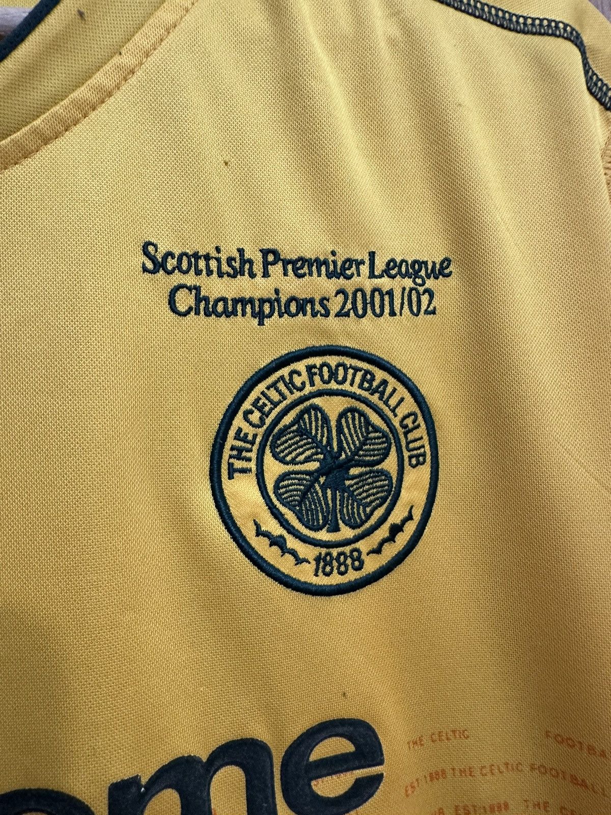 Vintage #7 LARSSON Celtic Umbro Tee Scottish Premier League 2001/02 Size US M / EU 48-50 / 2 - 4 Thumbnail