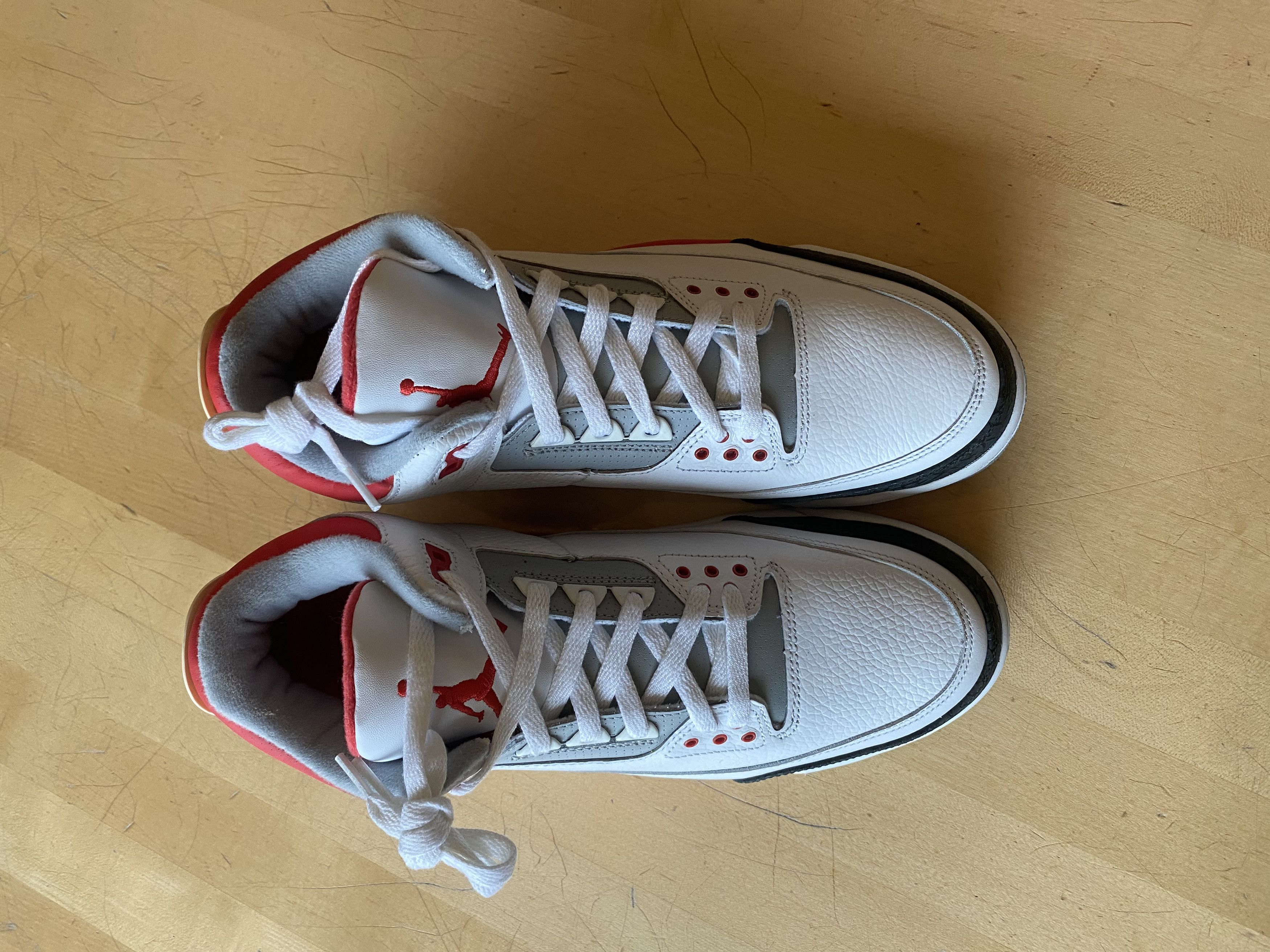 Jordan Brand Air Jordan 3 Retro Fire Red Size US 11.5 / EU 44-45 - 7 Thumbnail